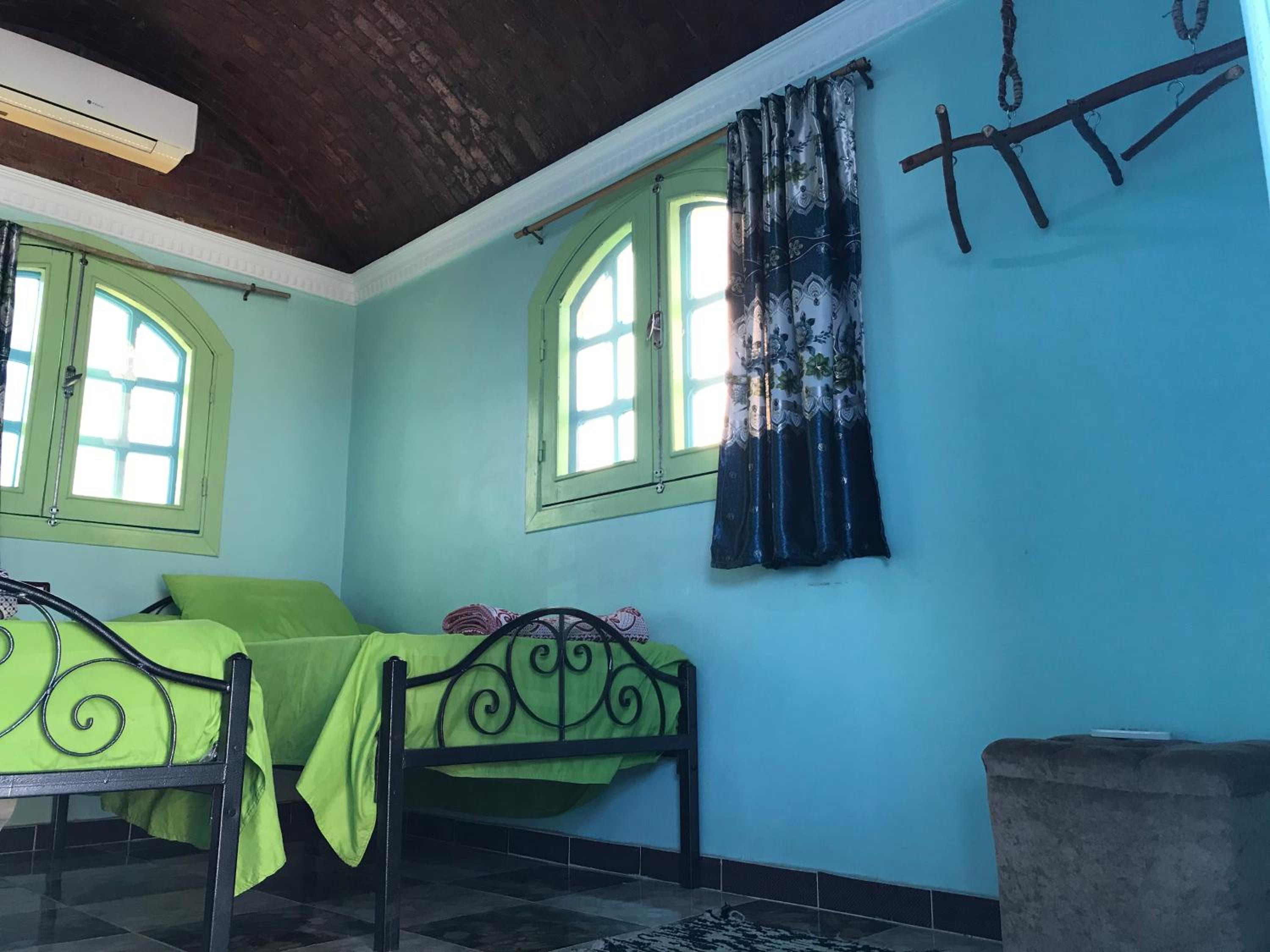 Twin Room with View - Photo 7