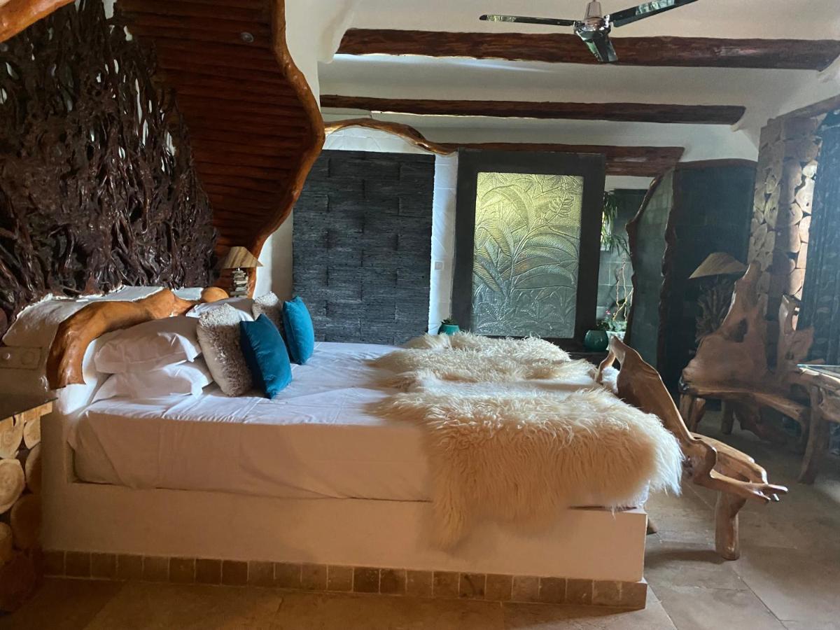 Superior King Suite