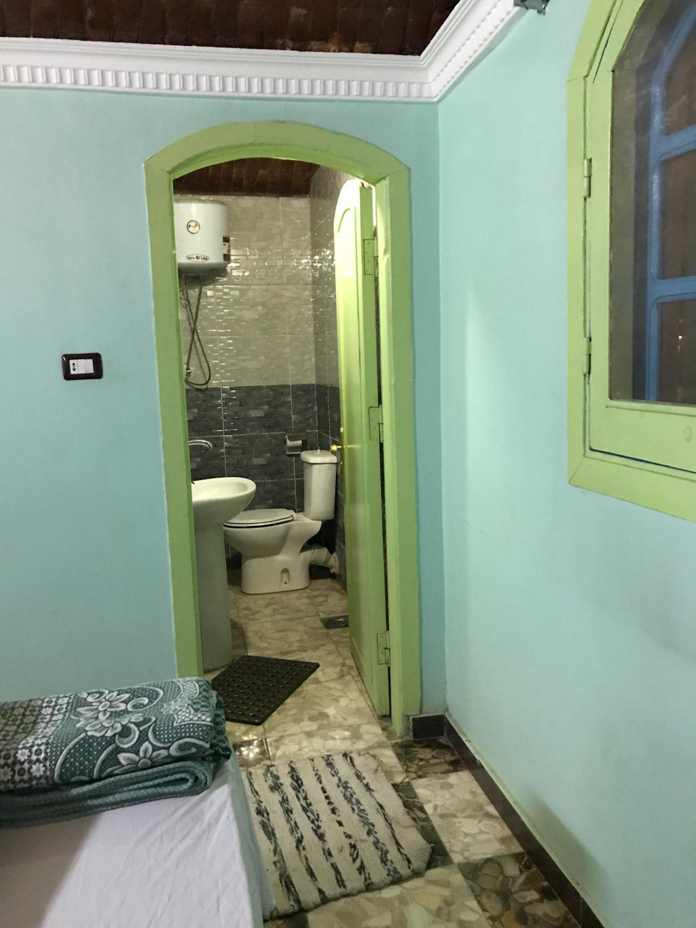 Triple Room with Private Bathroom - Photo 25