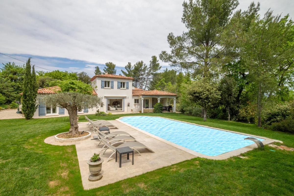 Villa with Private Pool photo 2