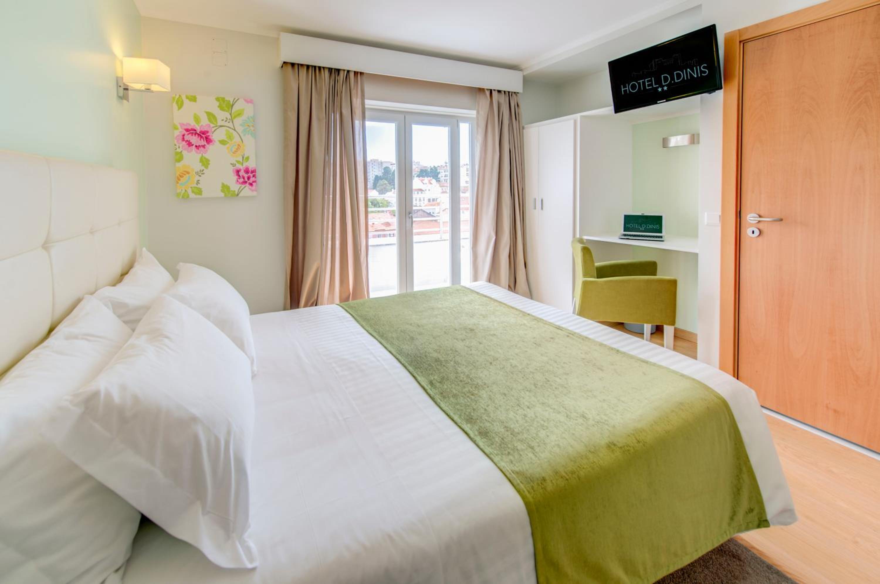Triple Room with Balcony - Photo 3