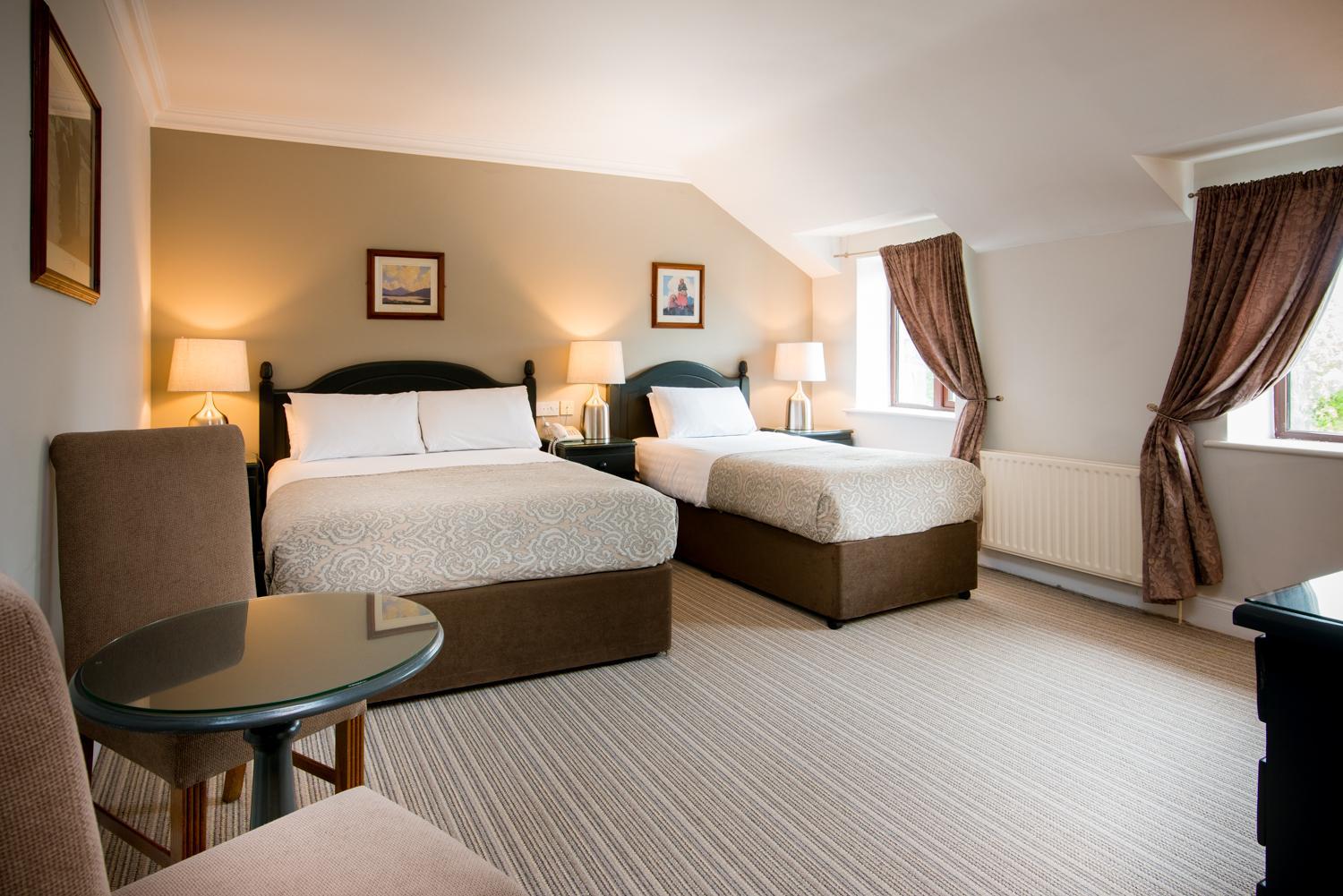 Double Room - Photo 7