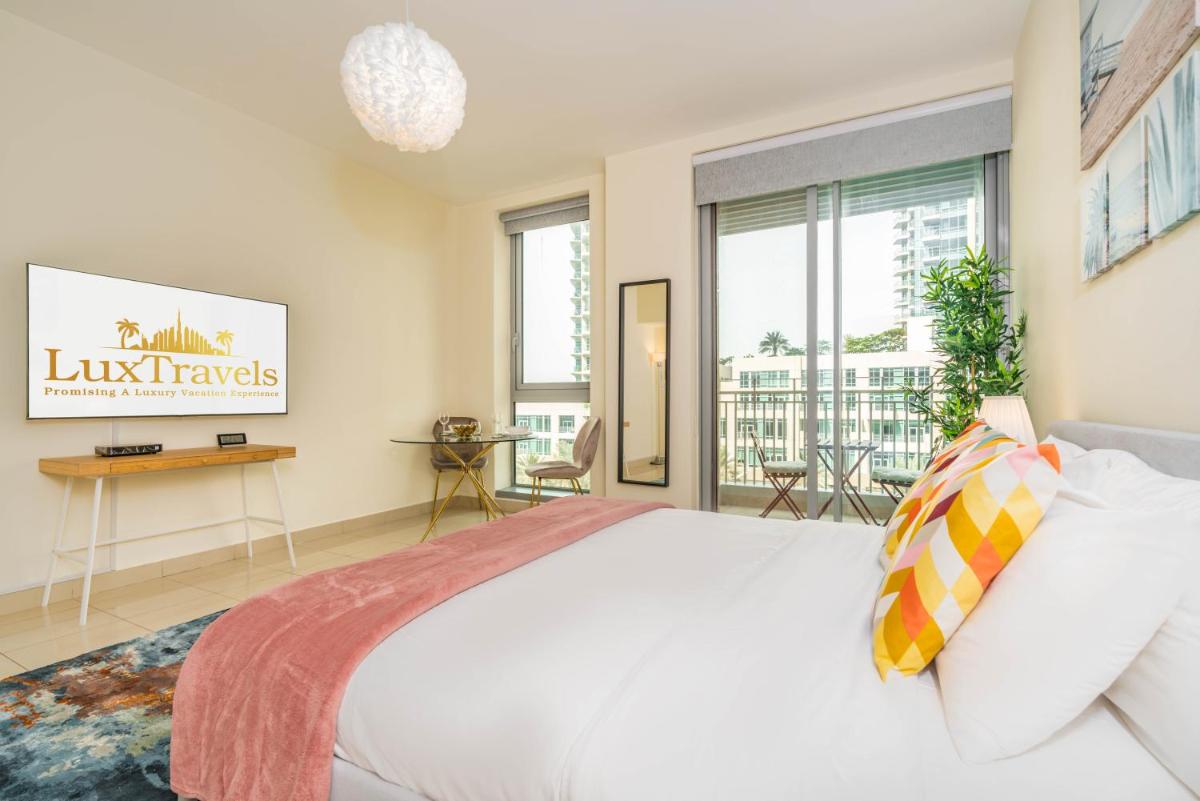 Studio Apartment photo 1