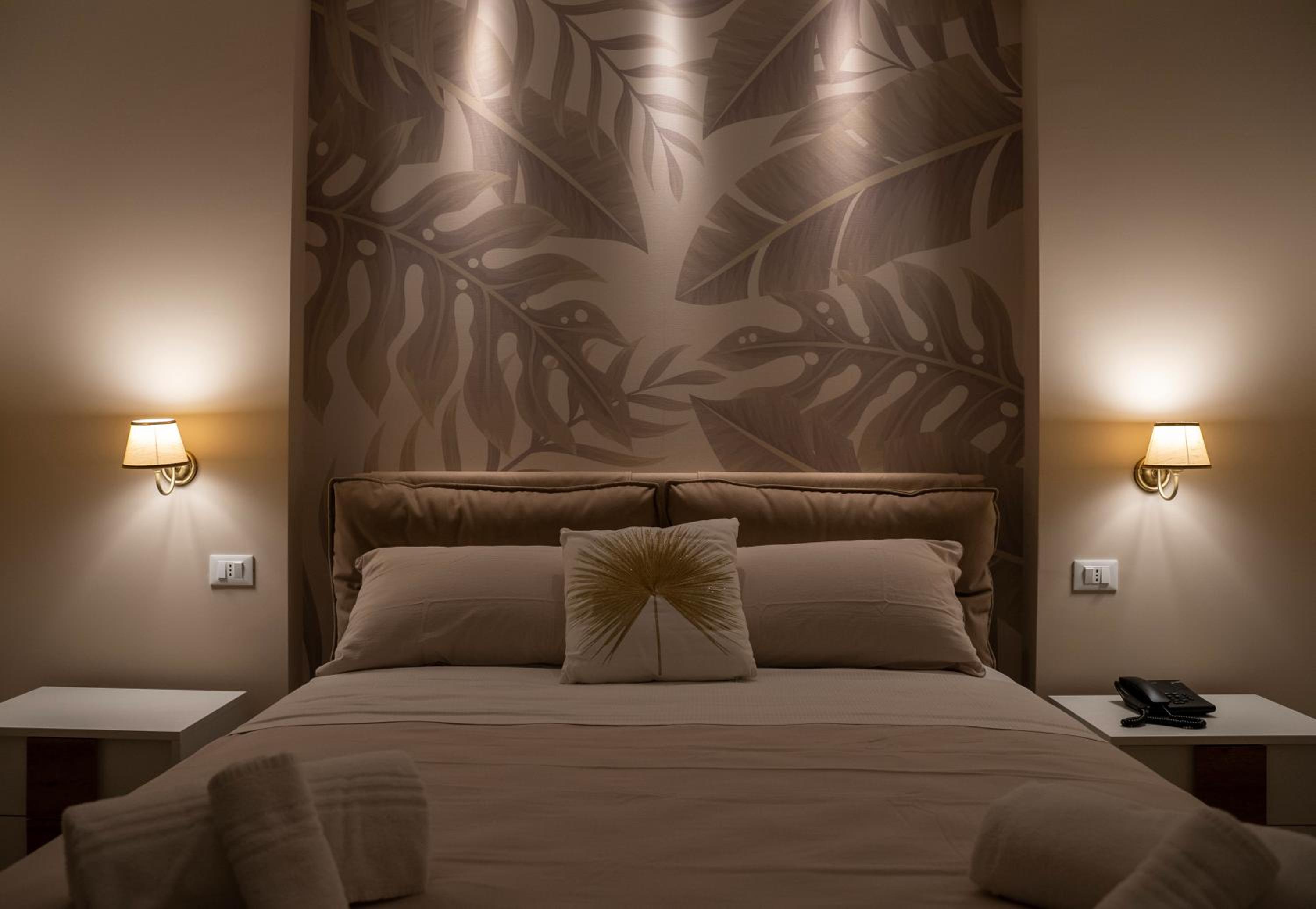 Junior Suite with Terrace - Photo 1