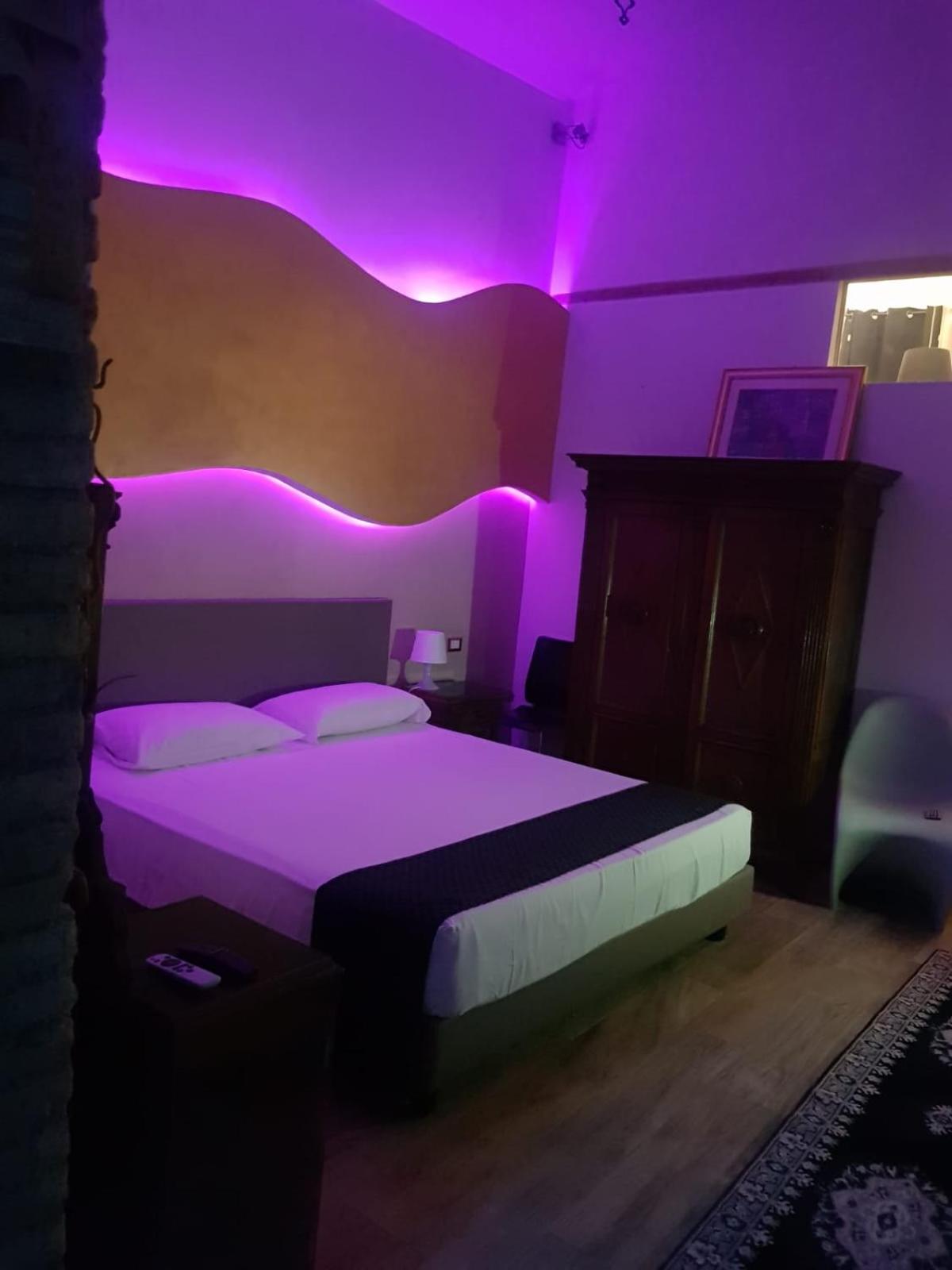 Suite with Spa Bath
