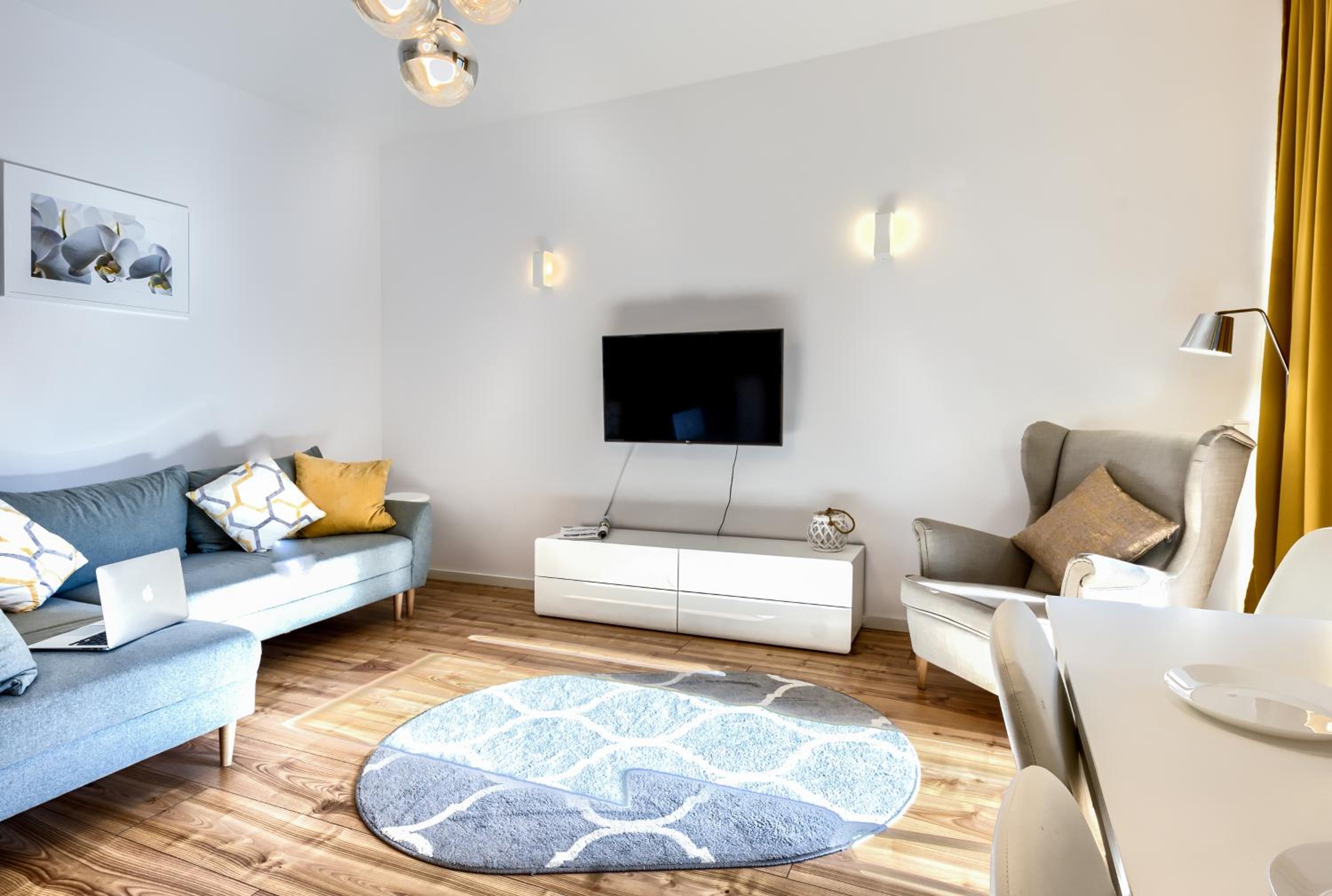 Apartment - Photo 43