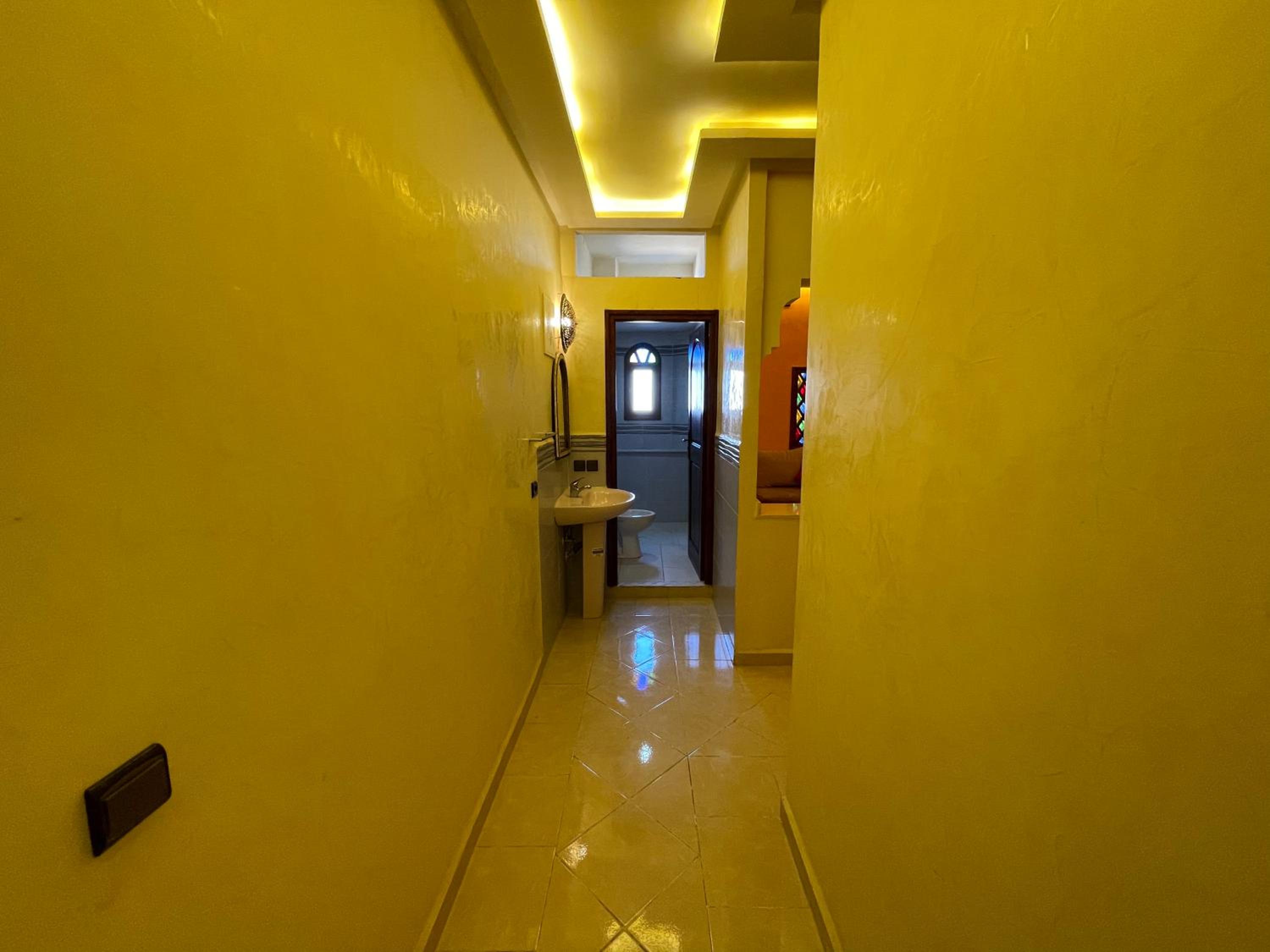 Two-Bedroom Apartment - Photo 26