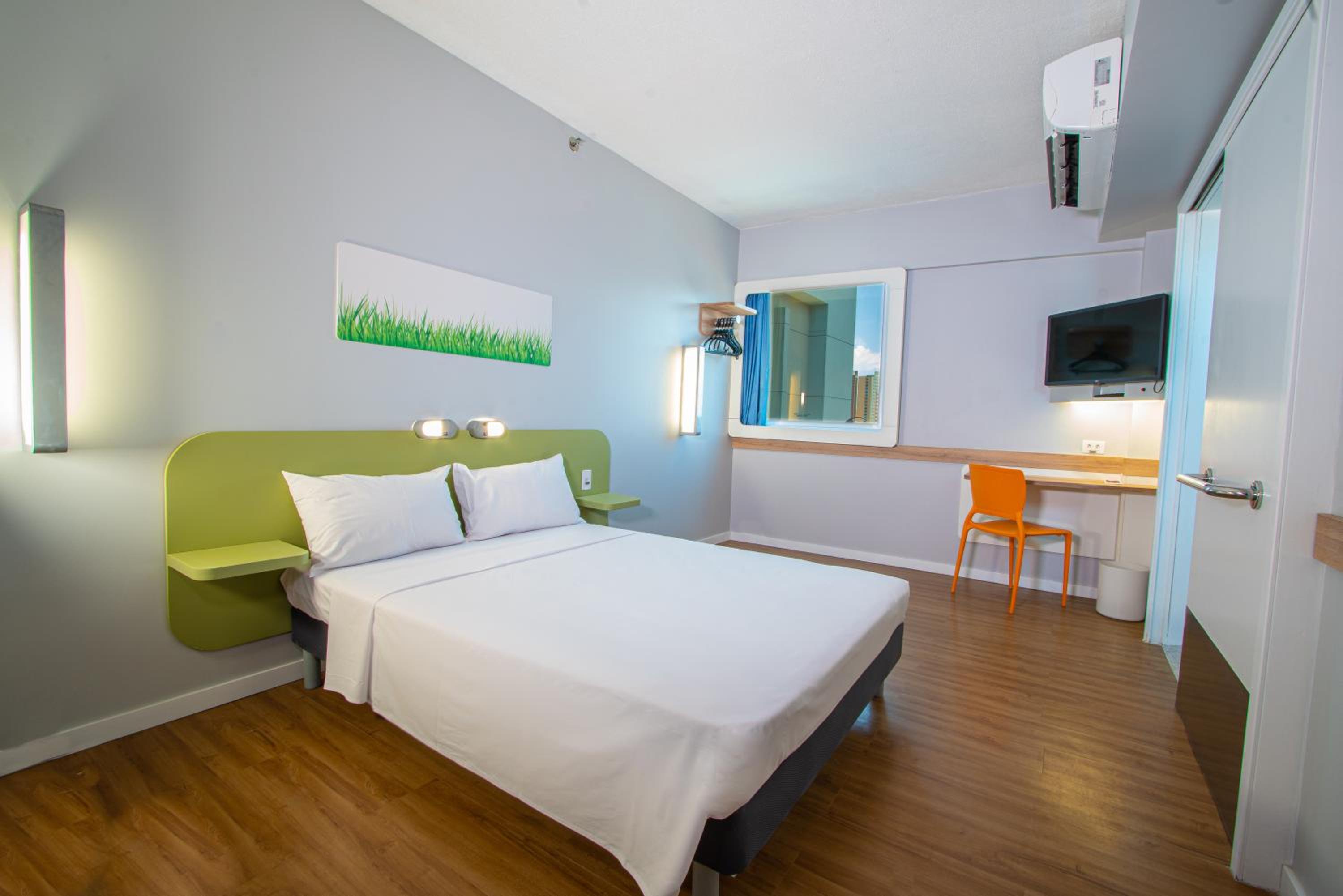 Standard Room - Disability Access - Photo 1