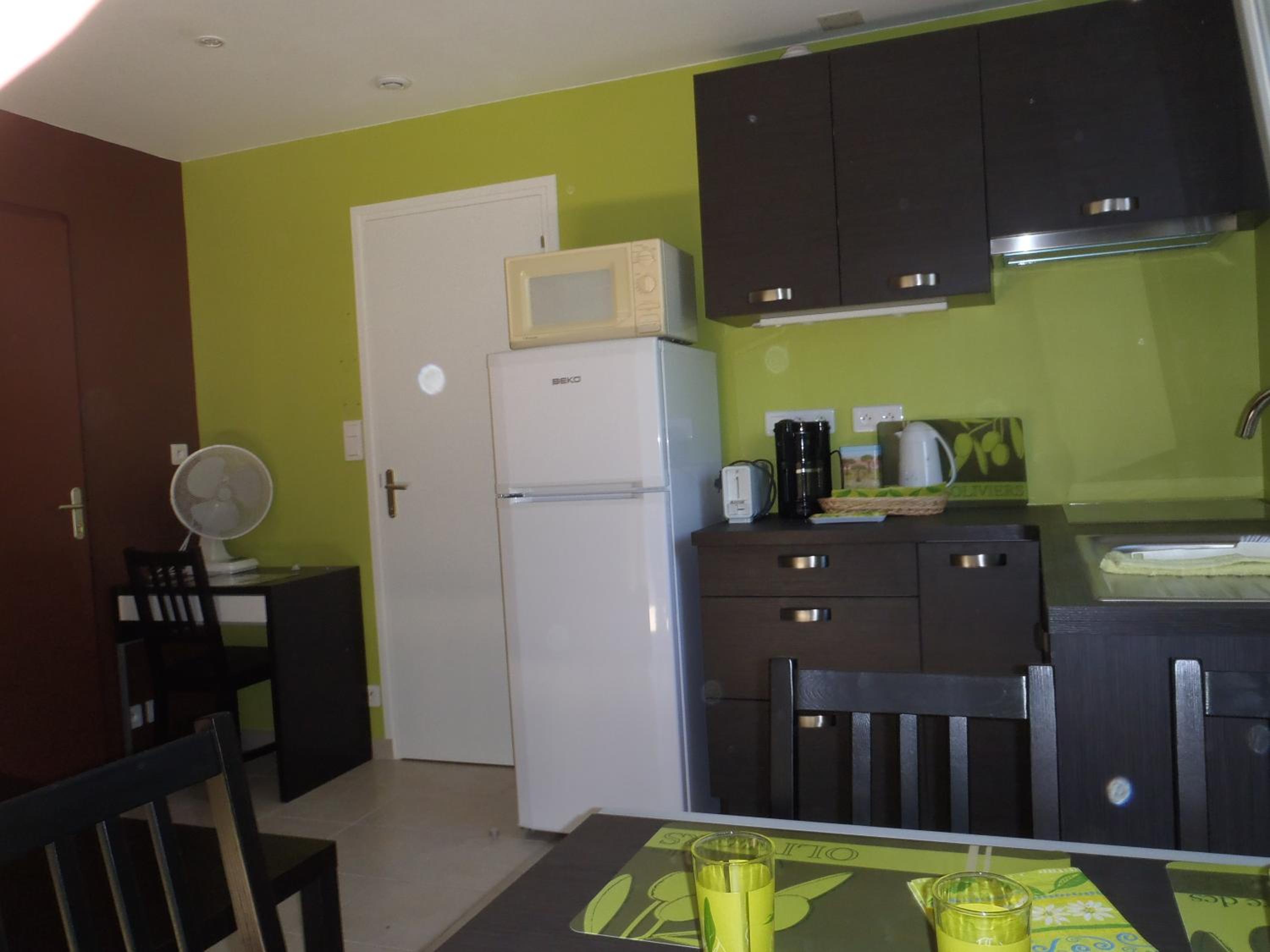 Apartment with Terrace 1 photo 2