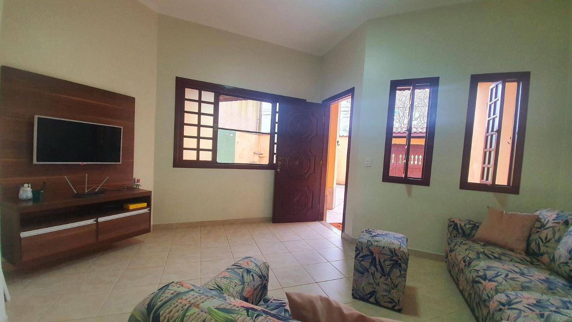 Three-Bedroom House photo 3