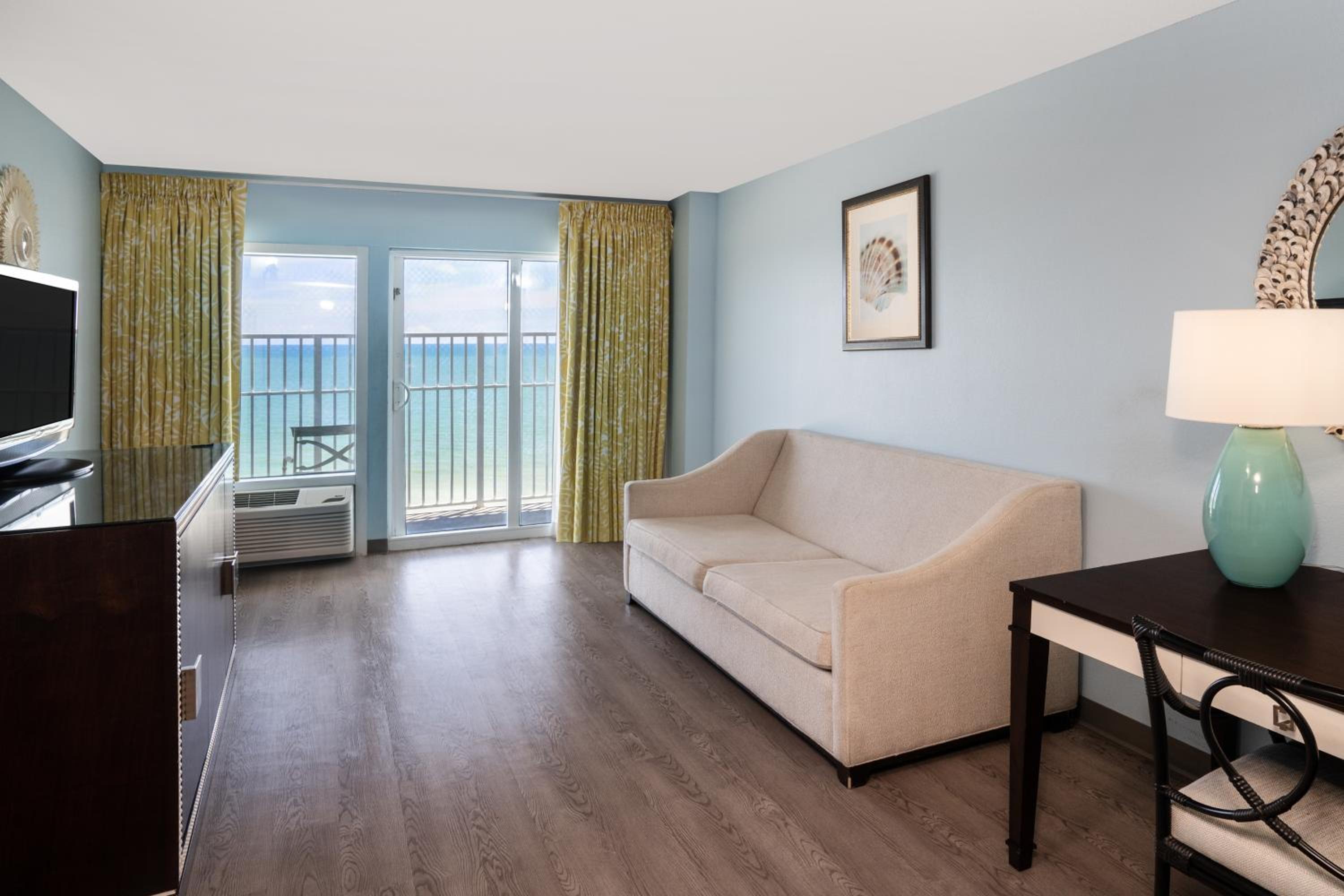 Deluxe Suite Two Kings Oceanfront - Photo 6