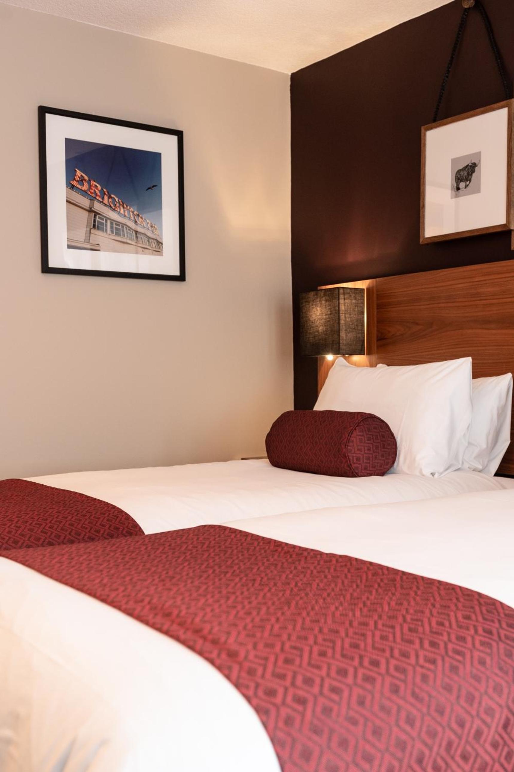 Standard Twin Room photo 3