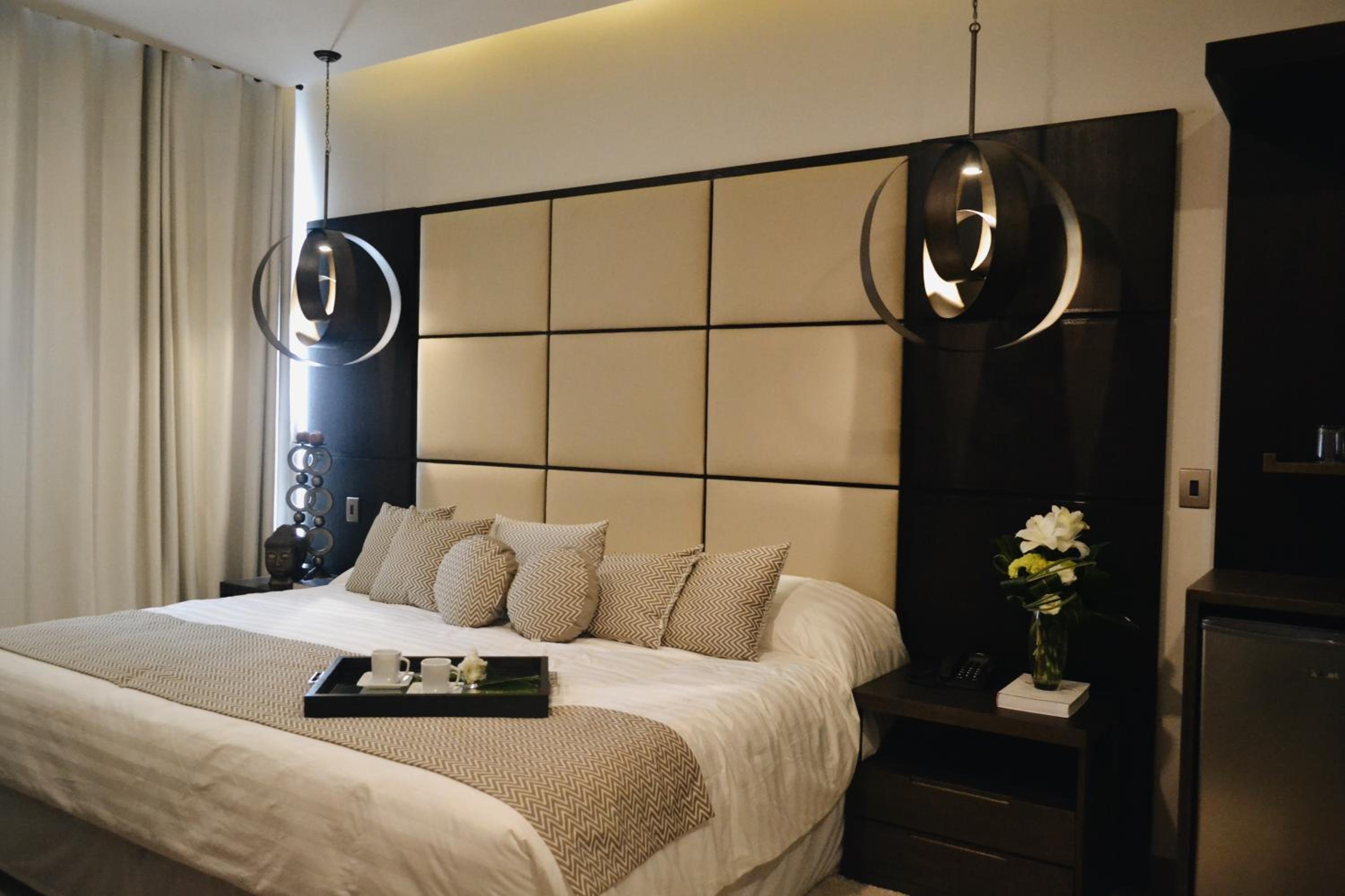 Deluxe Suite photo 1