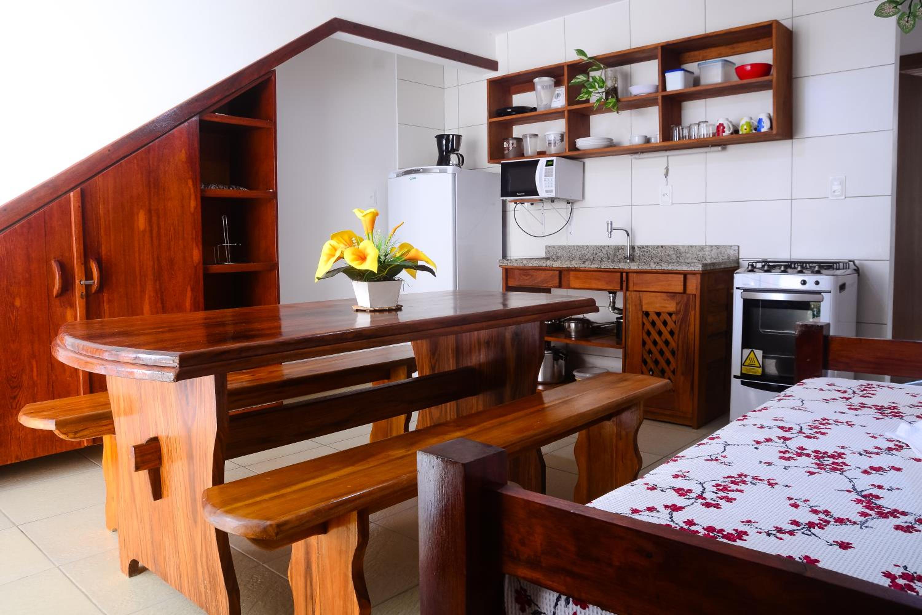  Apartment 4 photo 3