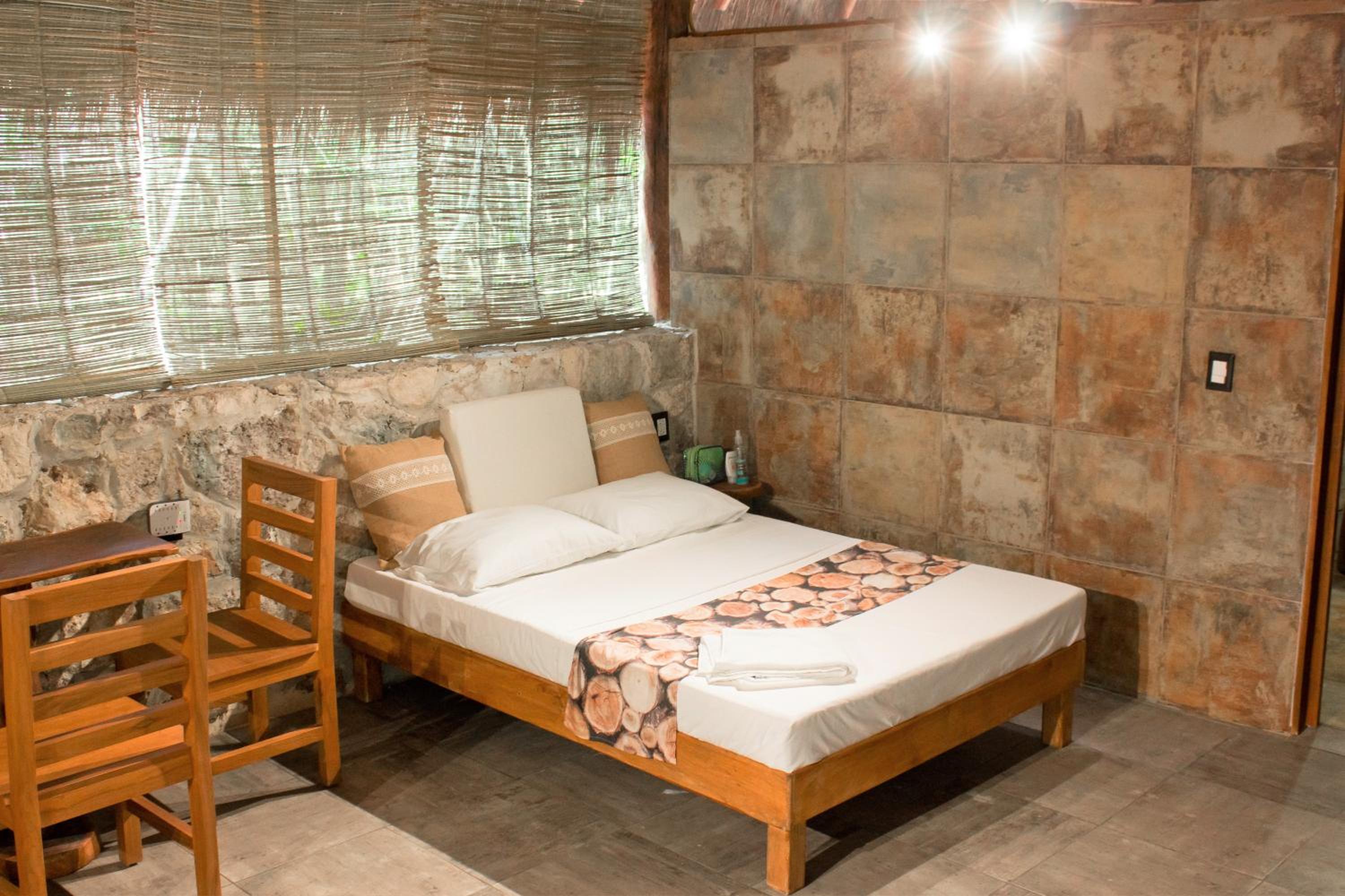 One-Bedroom Cottage - Photo 8