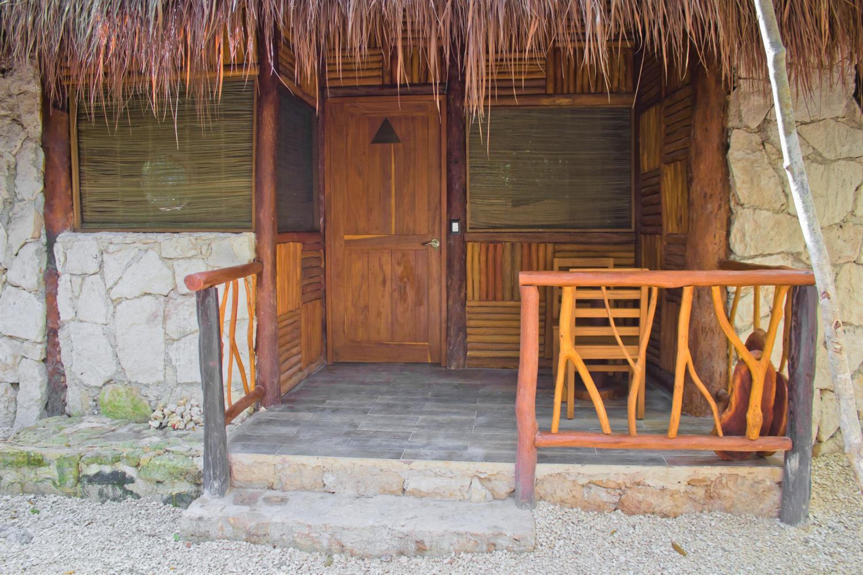 Bungalow with Garden View - Photo 19