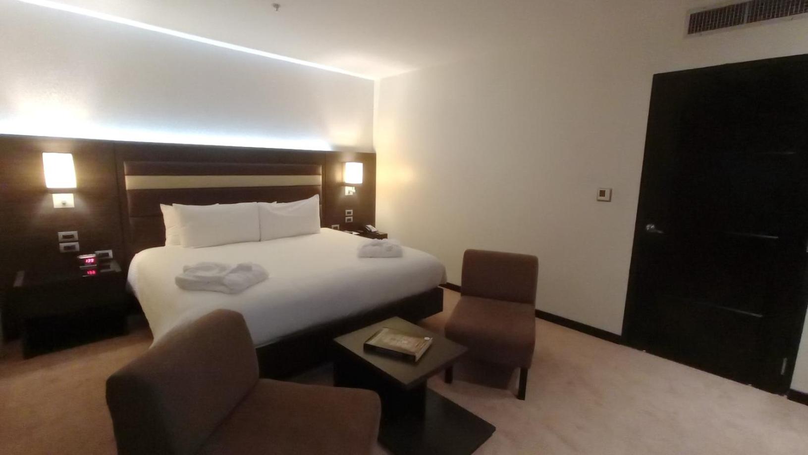 Executive Suite photo 3