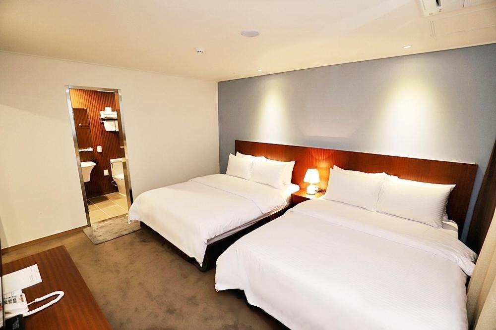 Junior Suite with Sea View photo 1