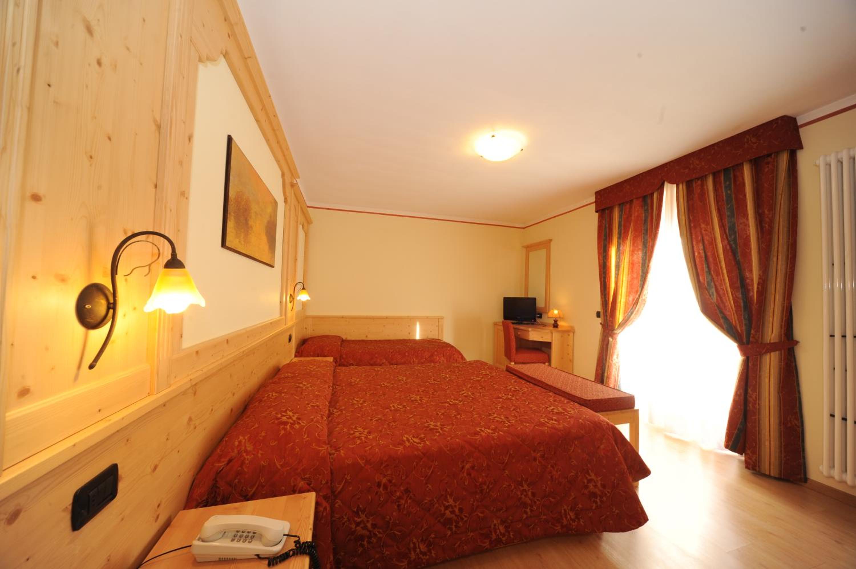 Classic Triple Room