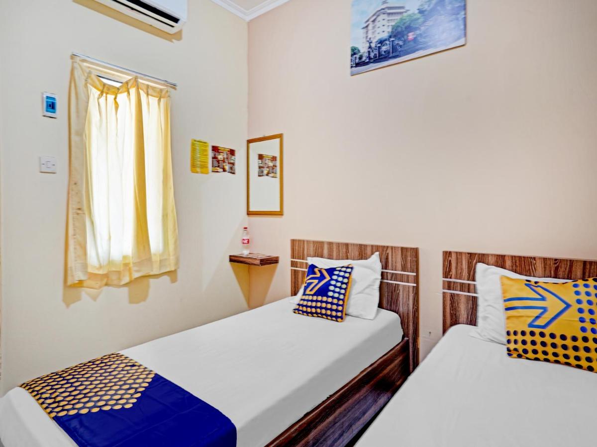 Small Twin Room