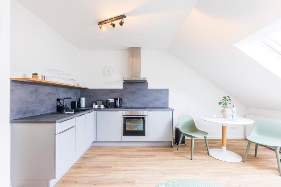 Studio Apartment photo 2