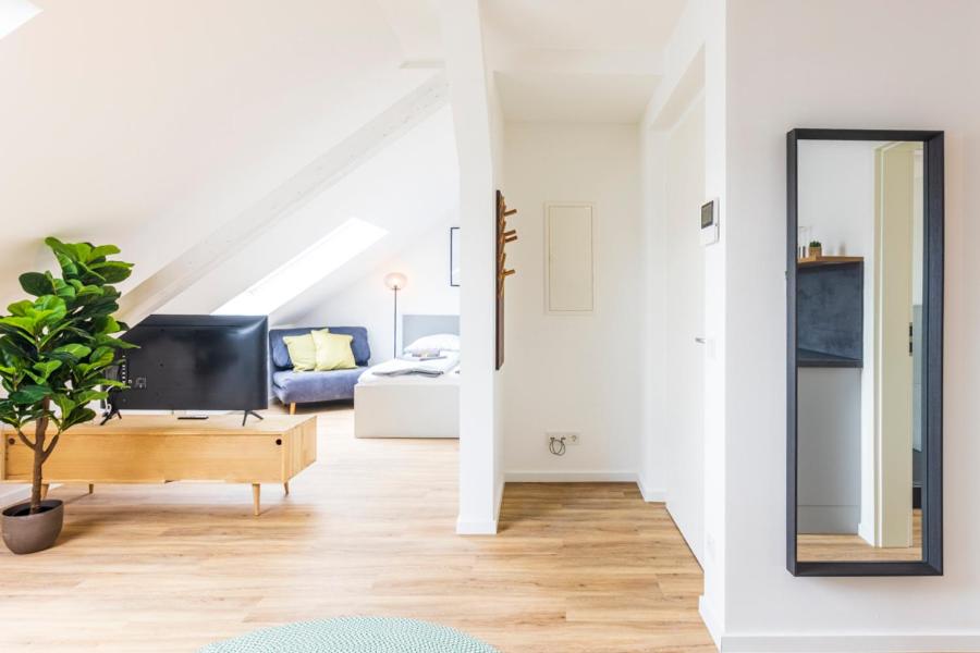Studio Apartment photo 1