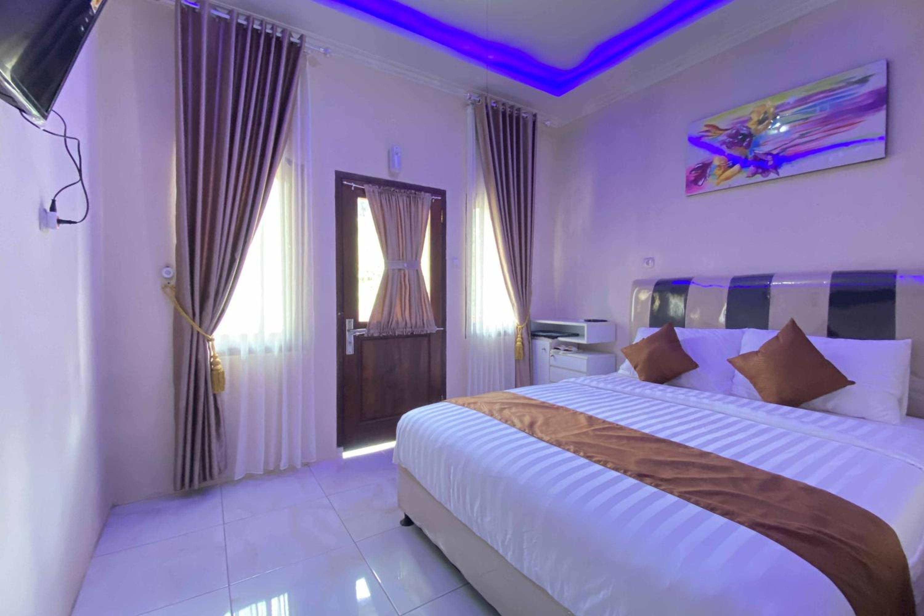 Deluxe Double Room photo 2