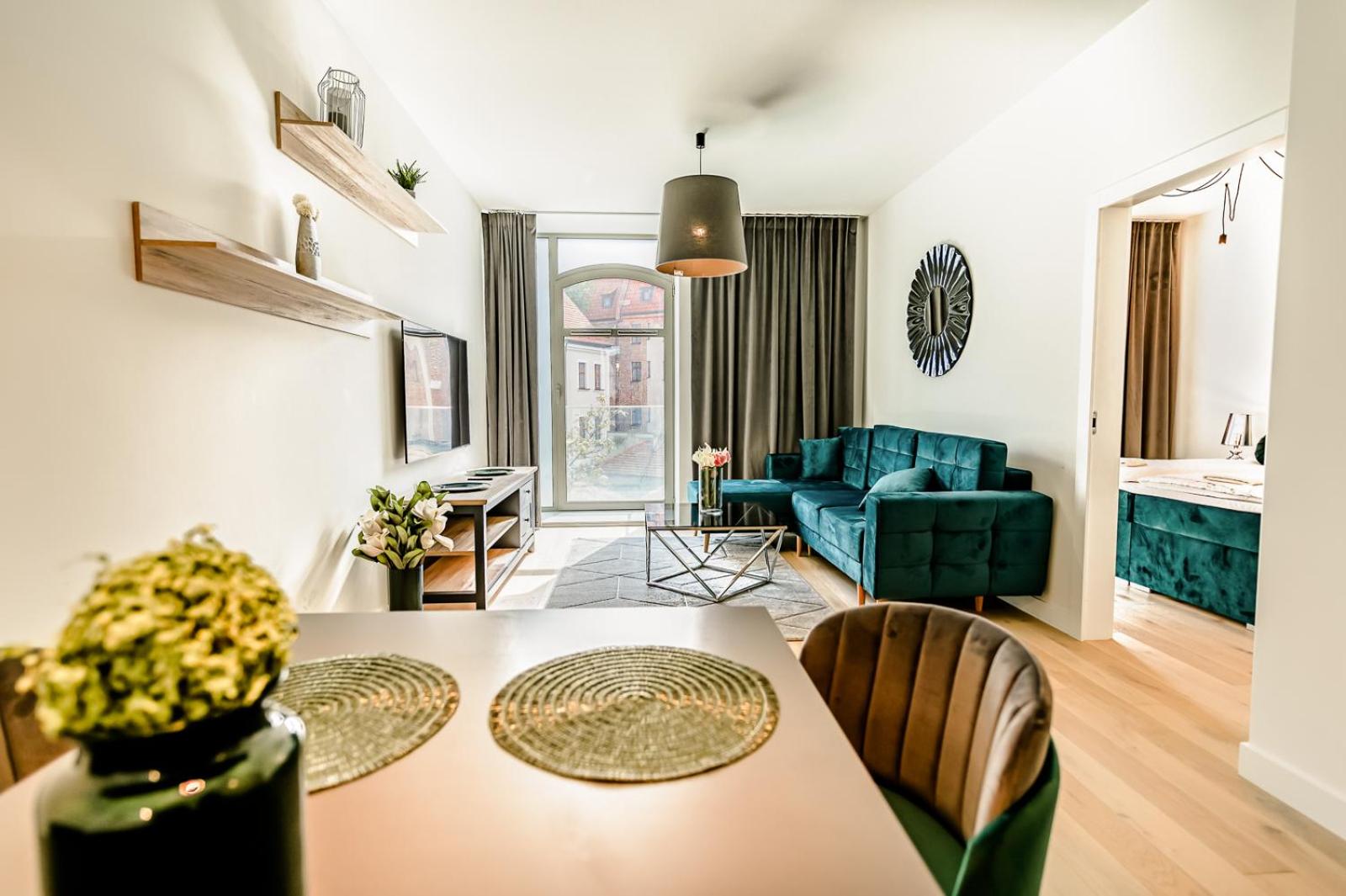 One-Bedroom Apartment - Photo 8