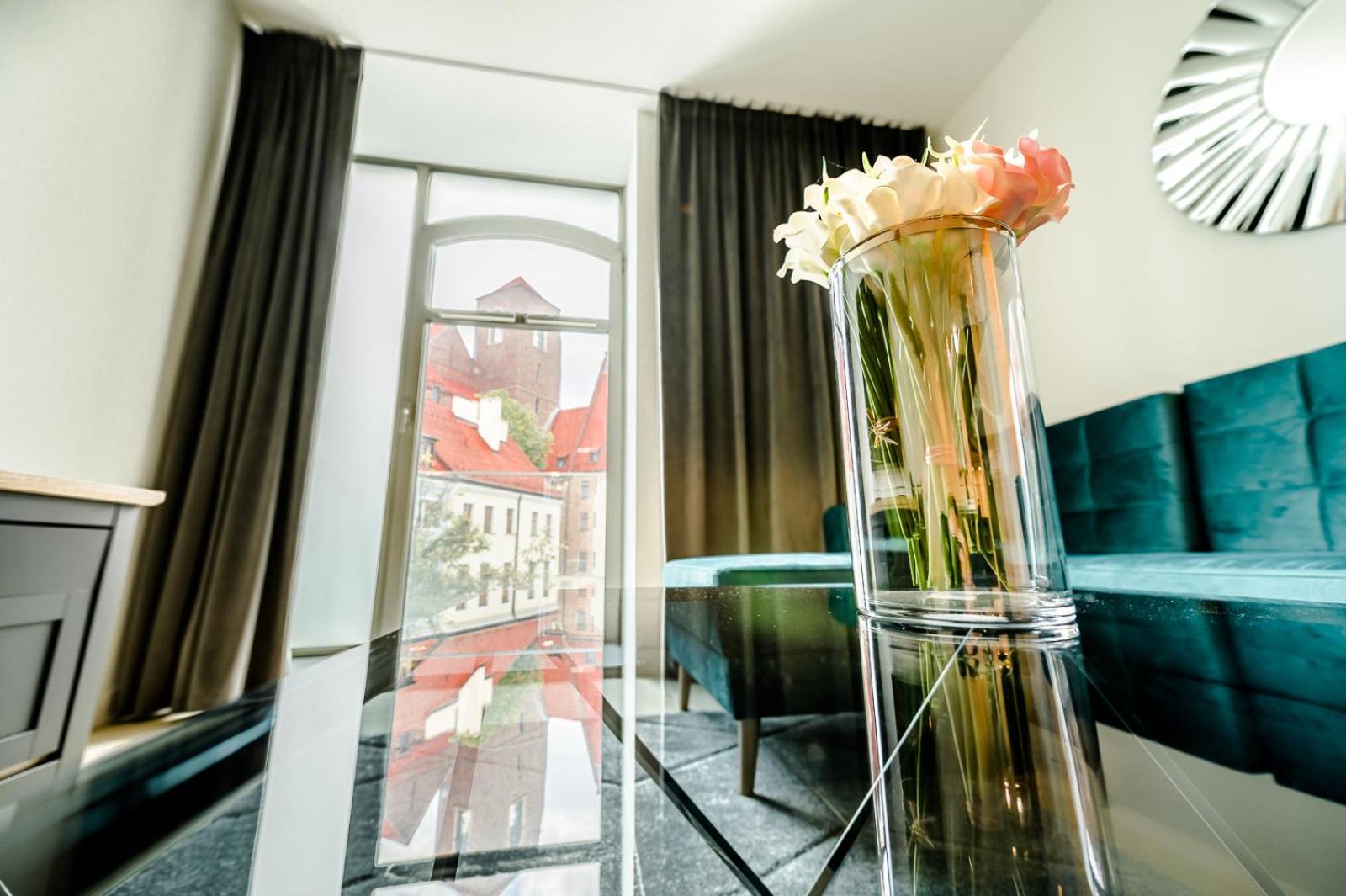 One-Bedroom Apartment - Photo 10