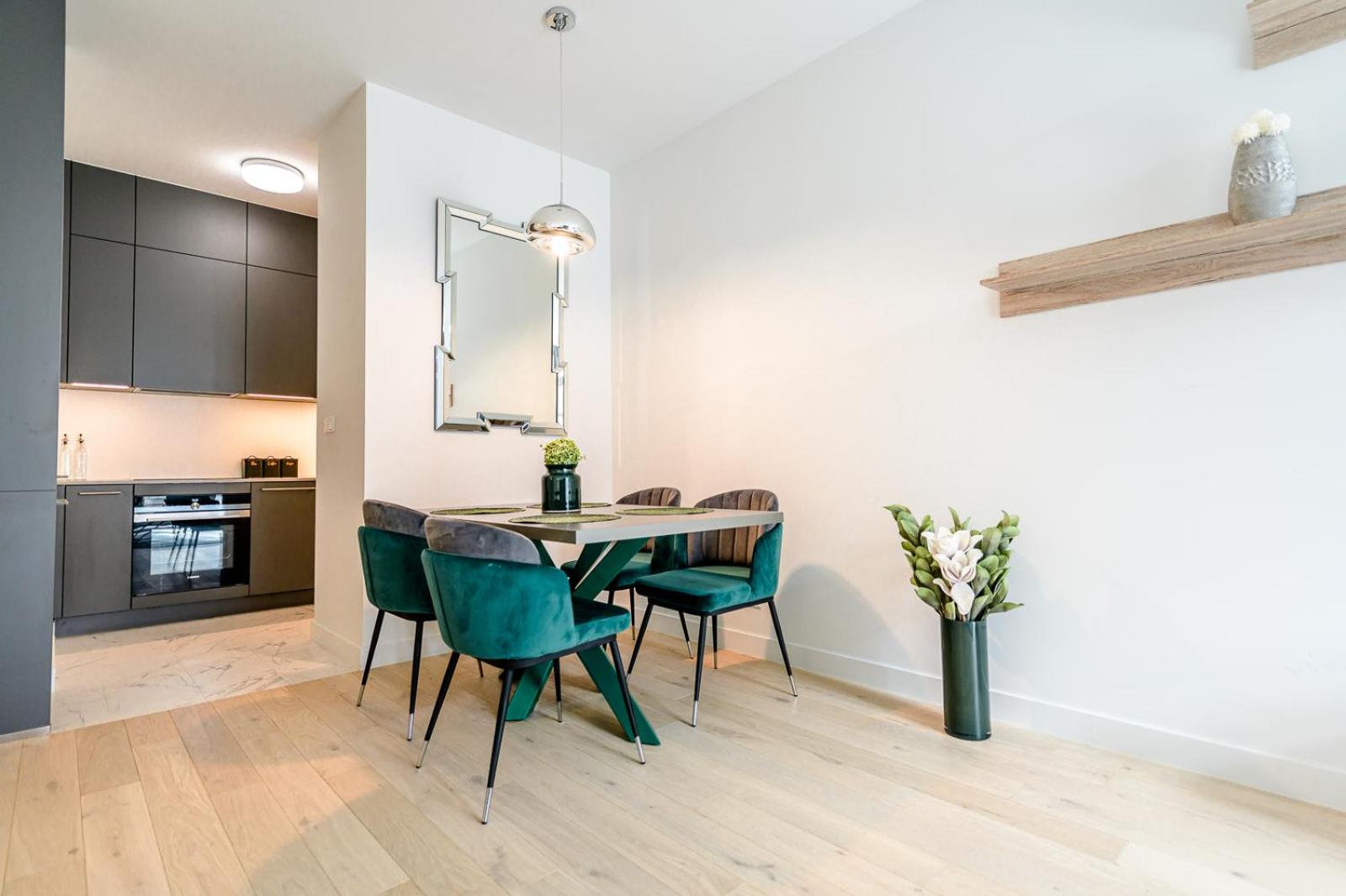 One-Bedroom Apartment - Photo 12