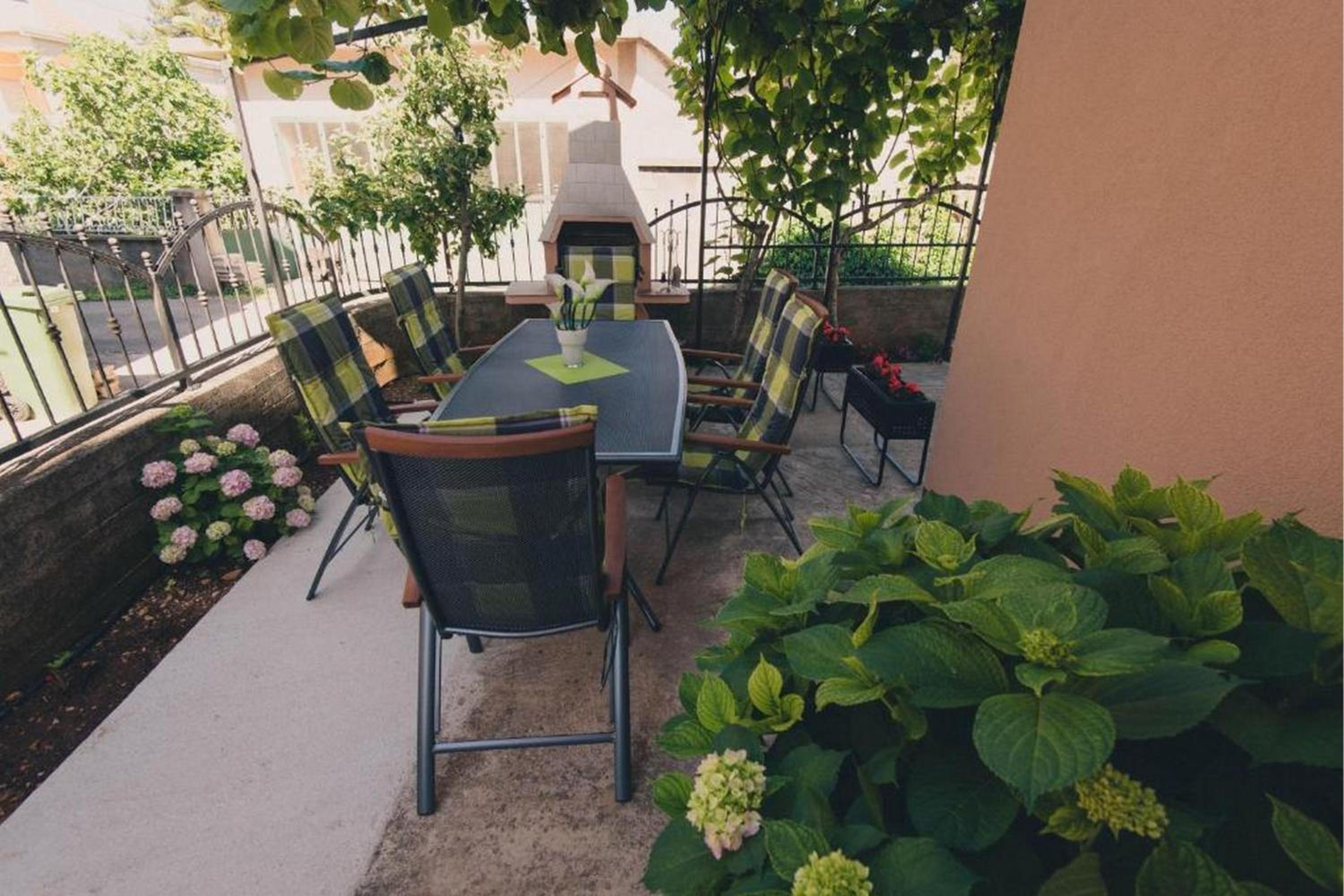 Two Bedroom Apartment with Terrace photo 2