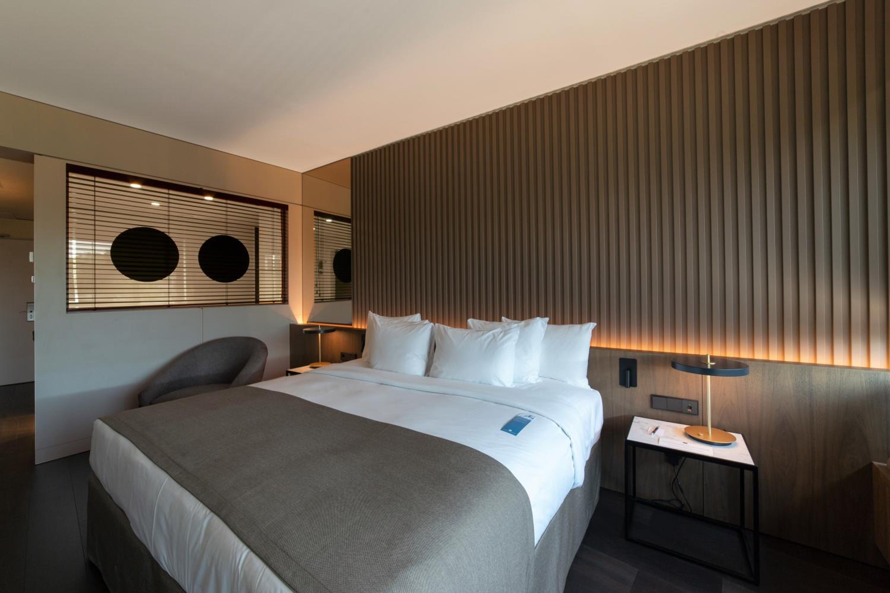 Executive King Room