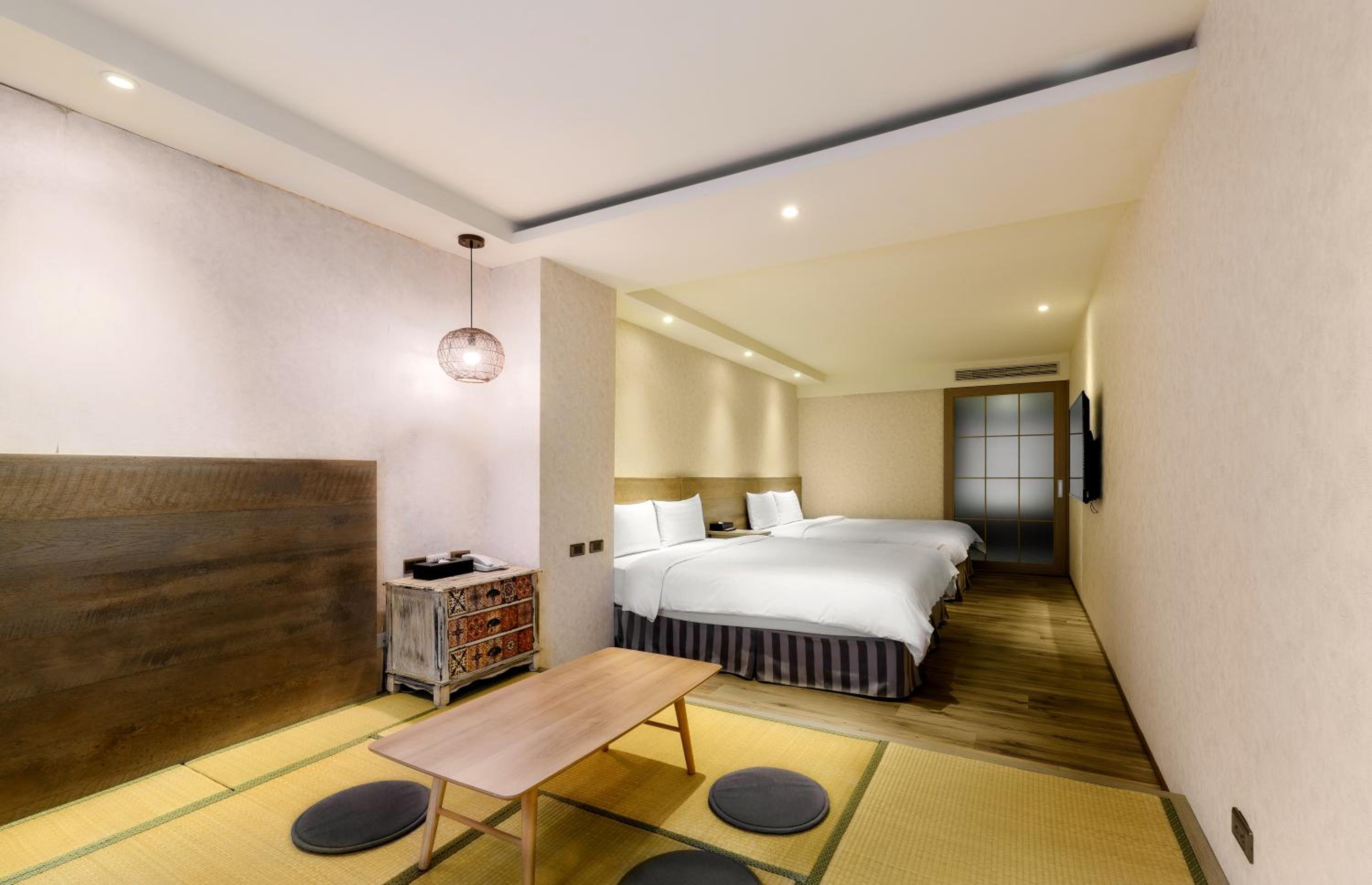 Premium Quadruple Room