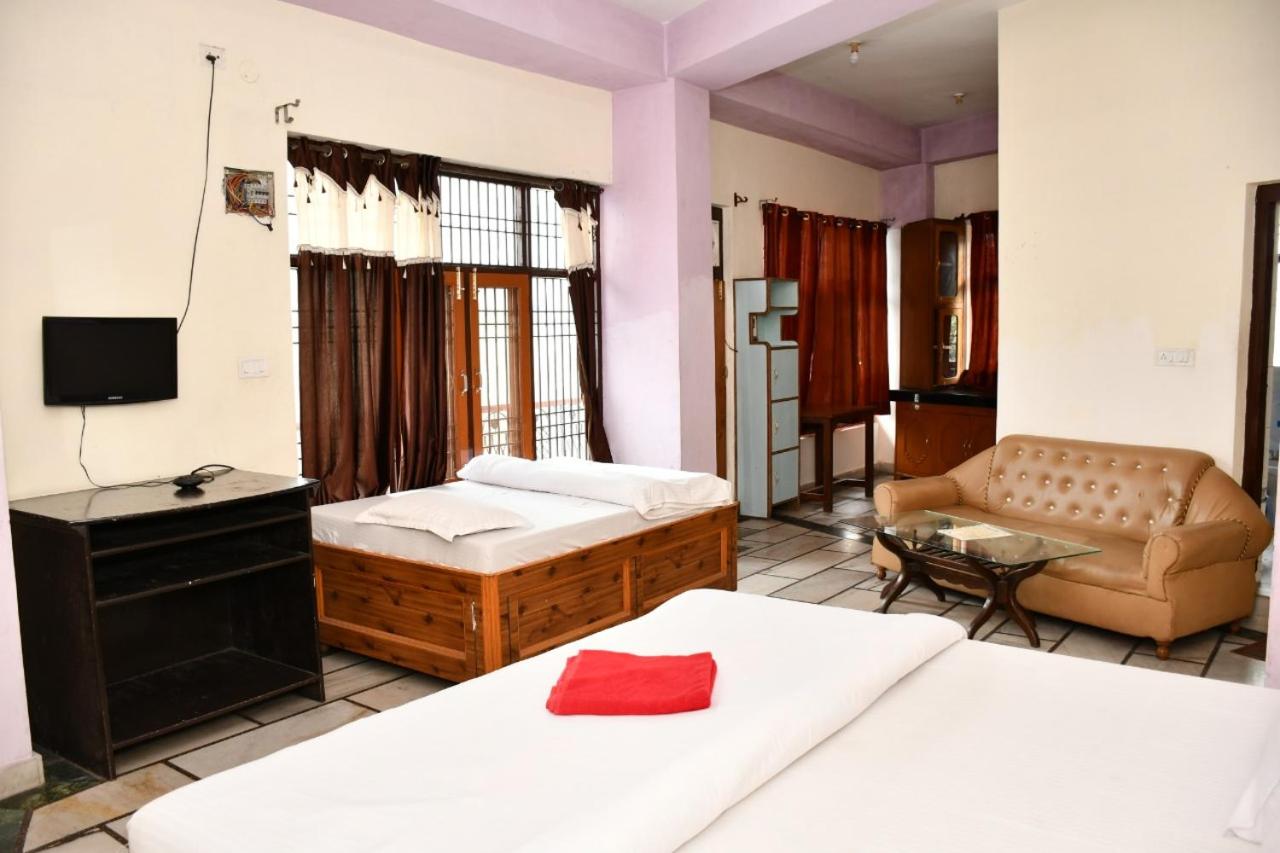 Triple Room with Balcony photo 3