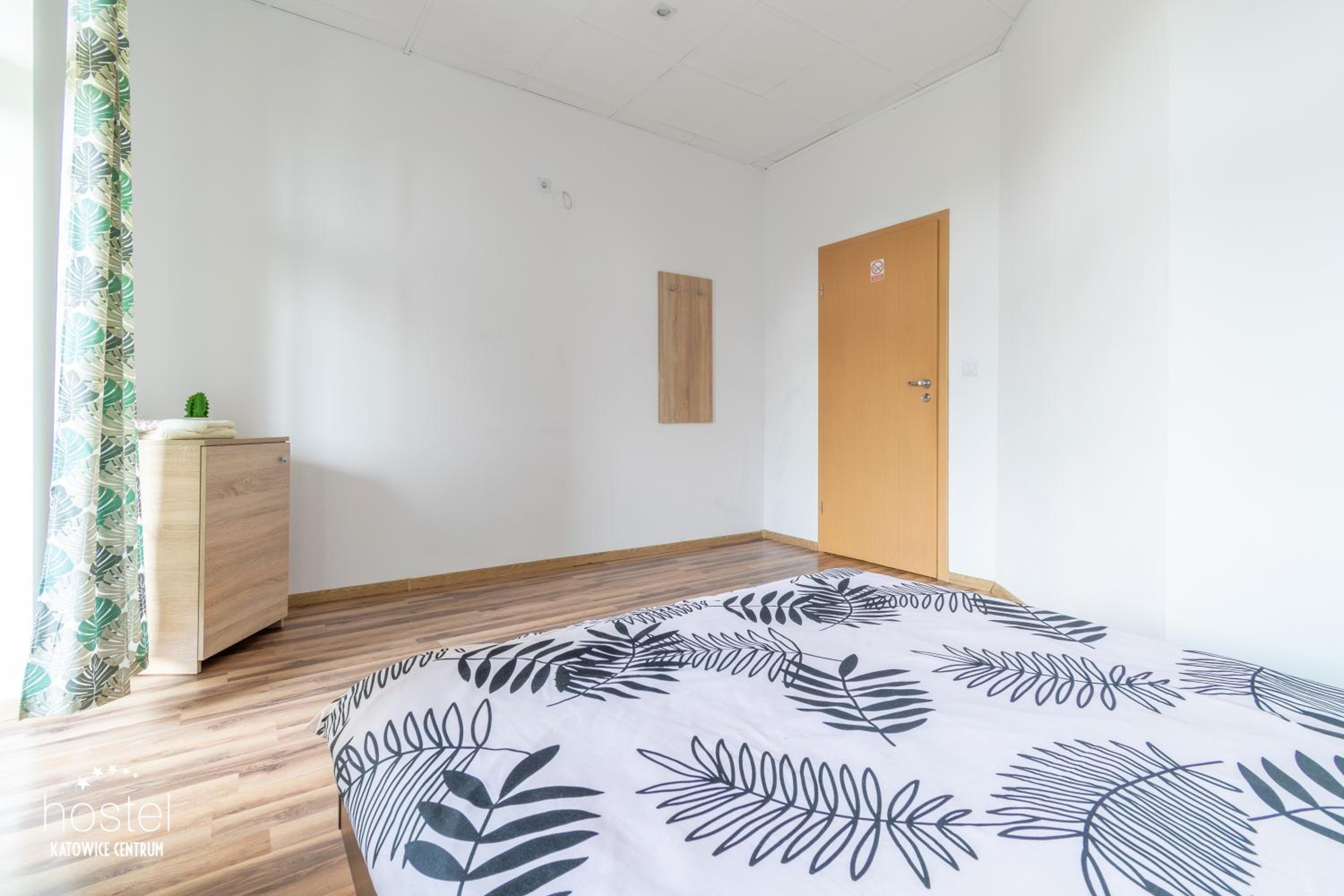 Double Room with Shared Bathroom photo 2