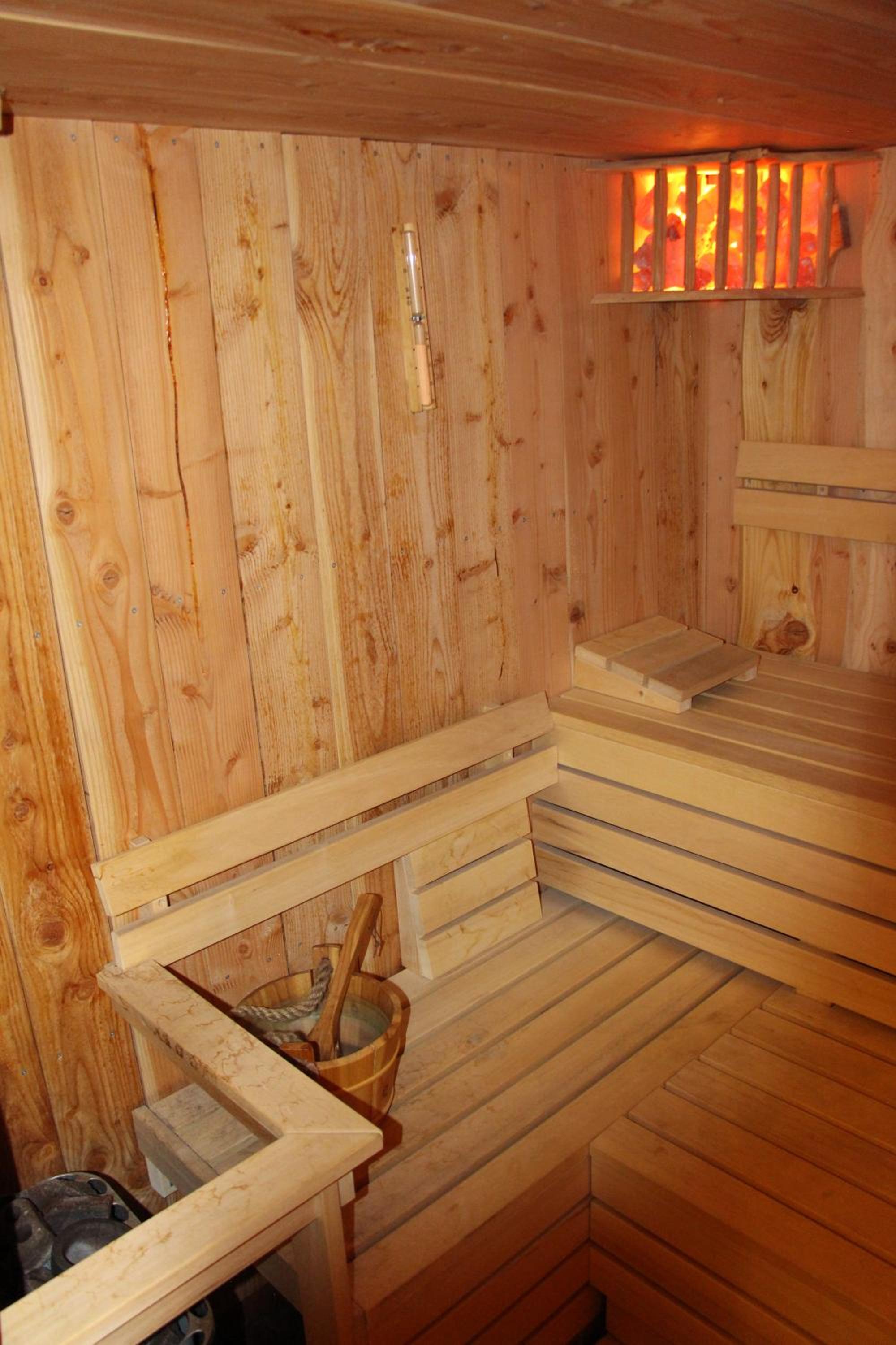 One-Bedroom Apartment - Photo 6