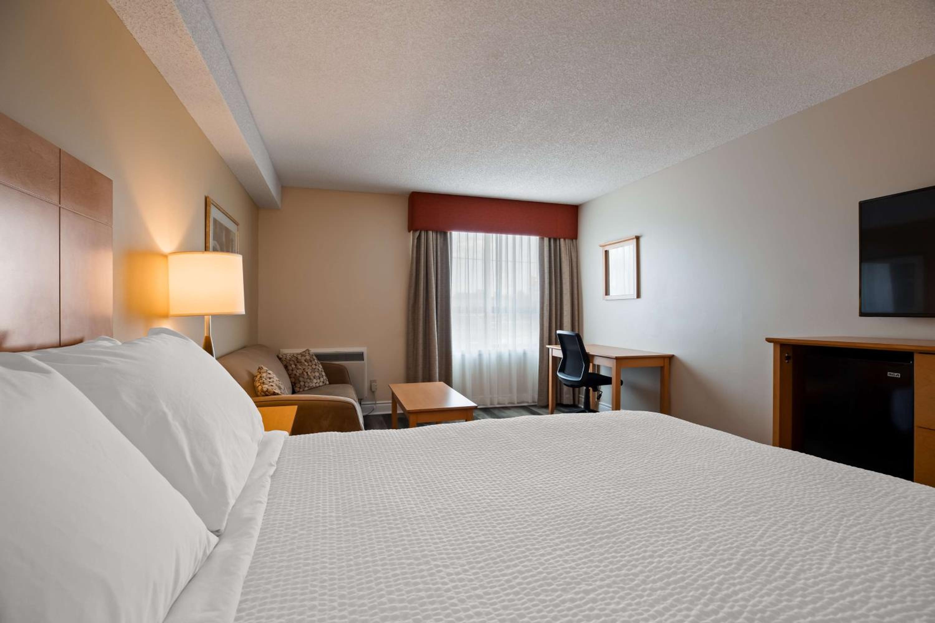 Queen Room - Disability Access/Non-Smoking photo 3