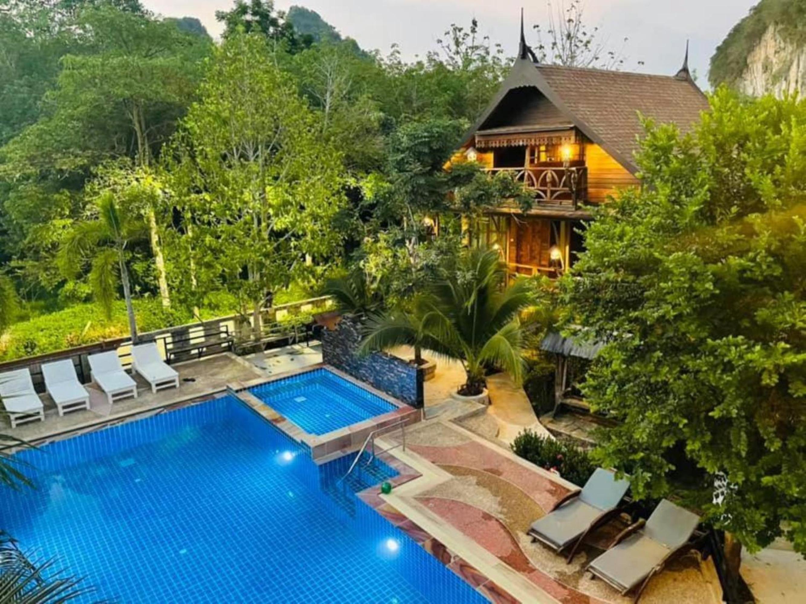 Standard Villa photo 2