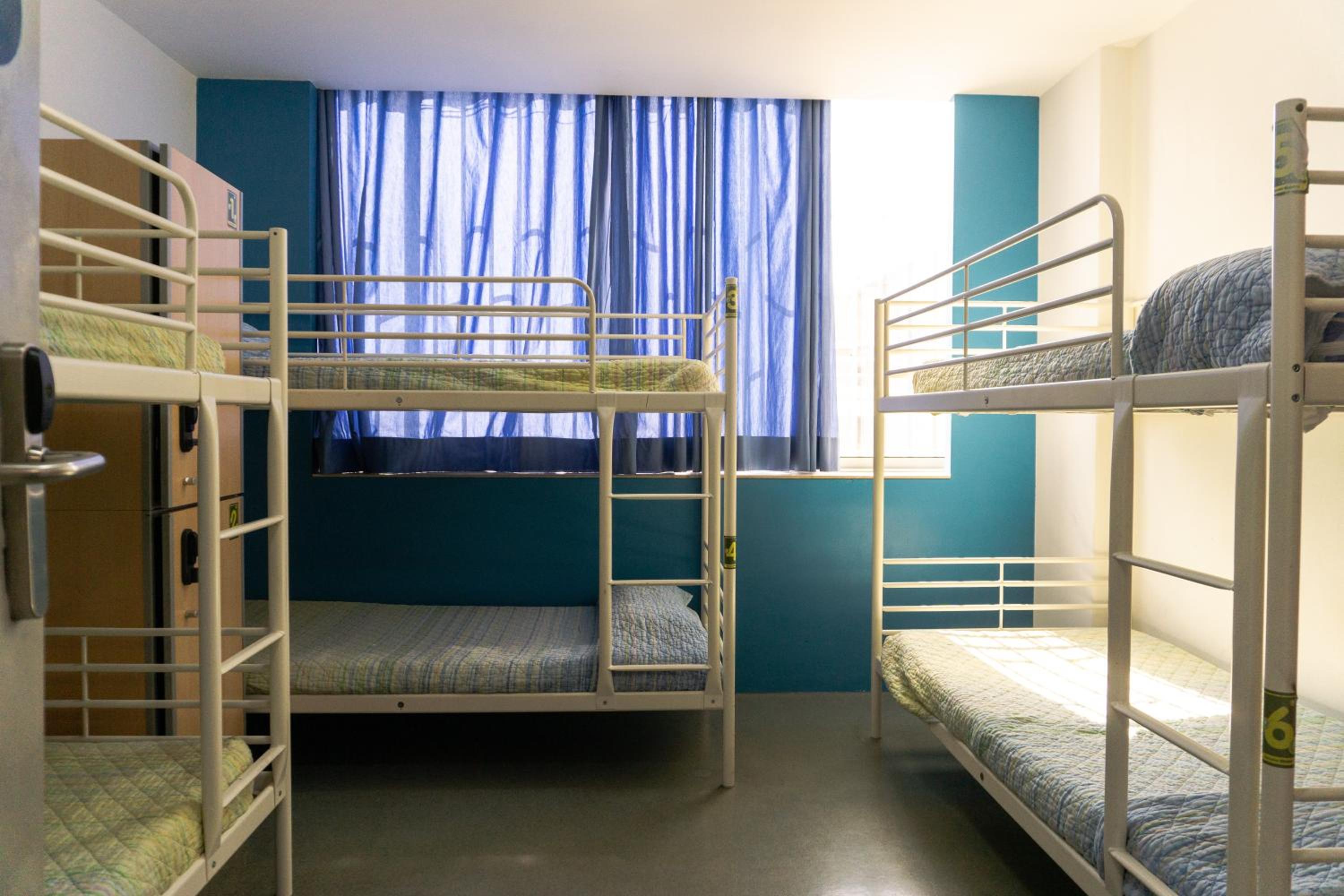 One Bed in a 6-Bed Shared Dormitory photo 3