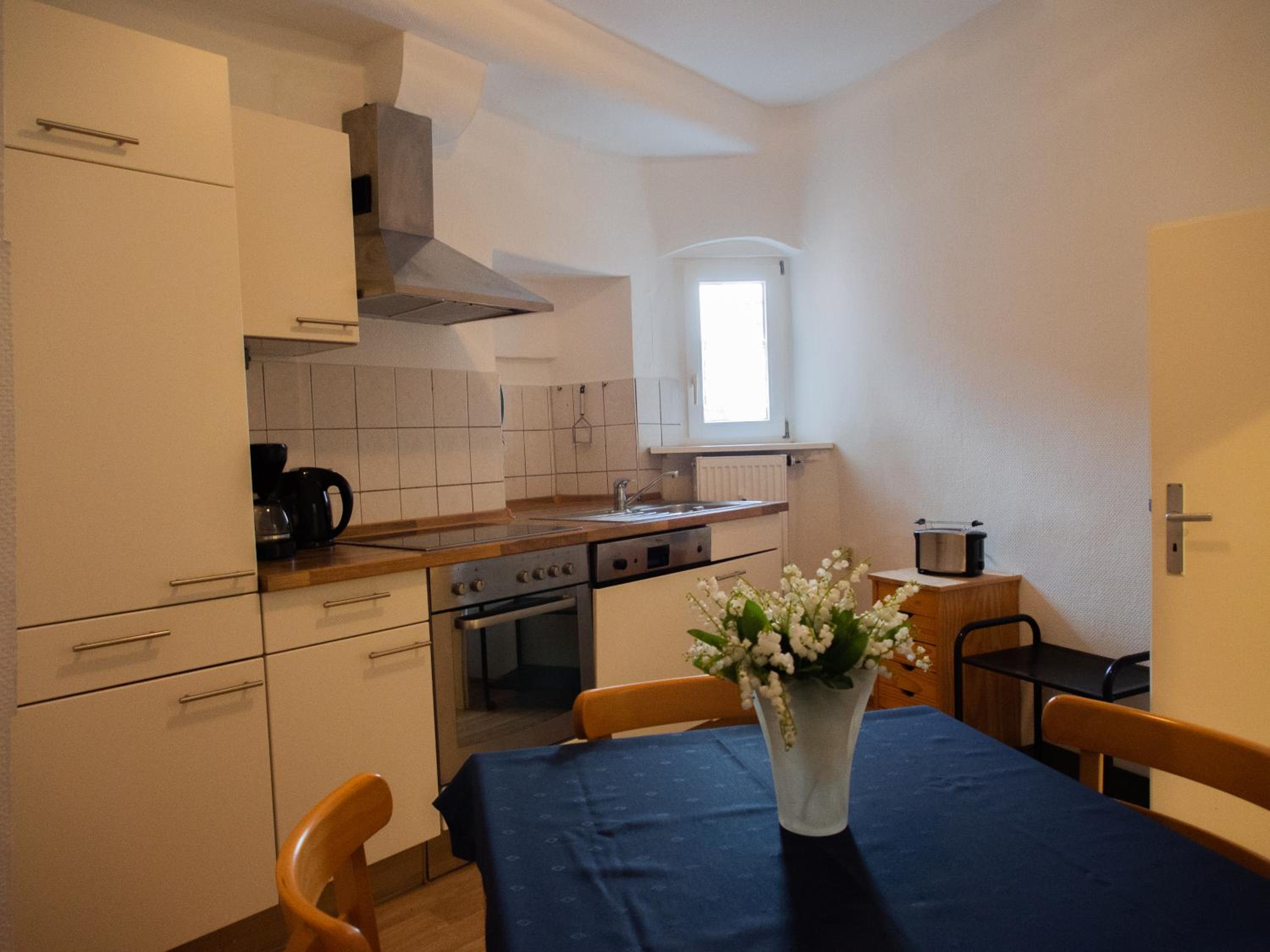Two-Bedroom Apartment - Photo 8