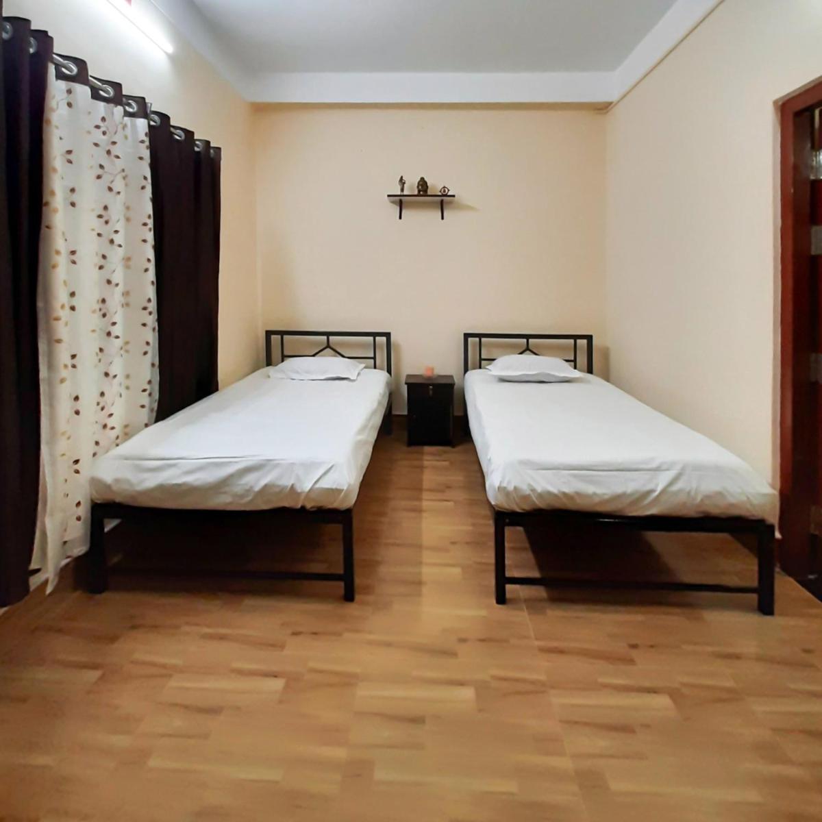 Twin Room with Balcony photo 3