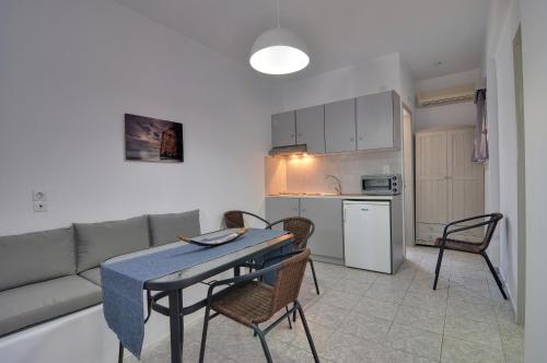 Two-Bedroom Apartment - Ground Floor  photo 2