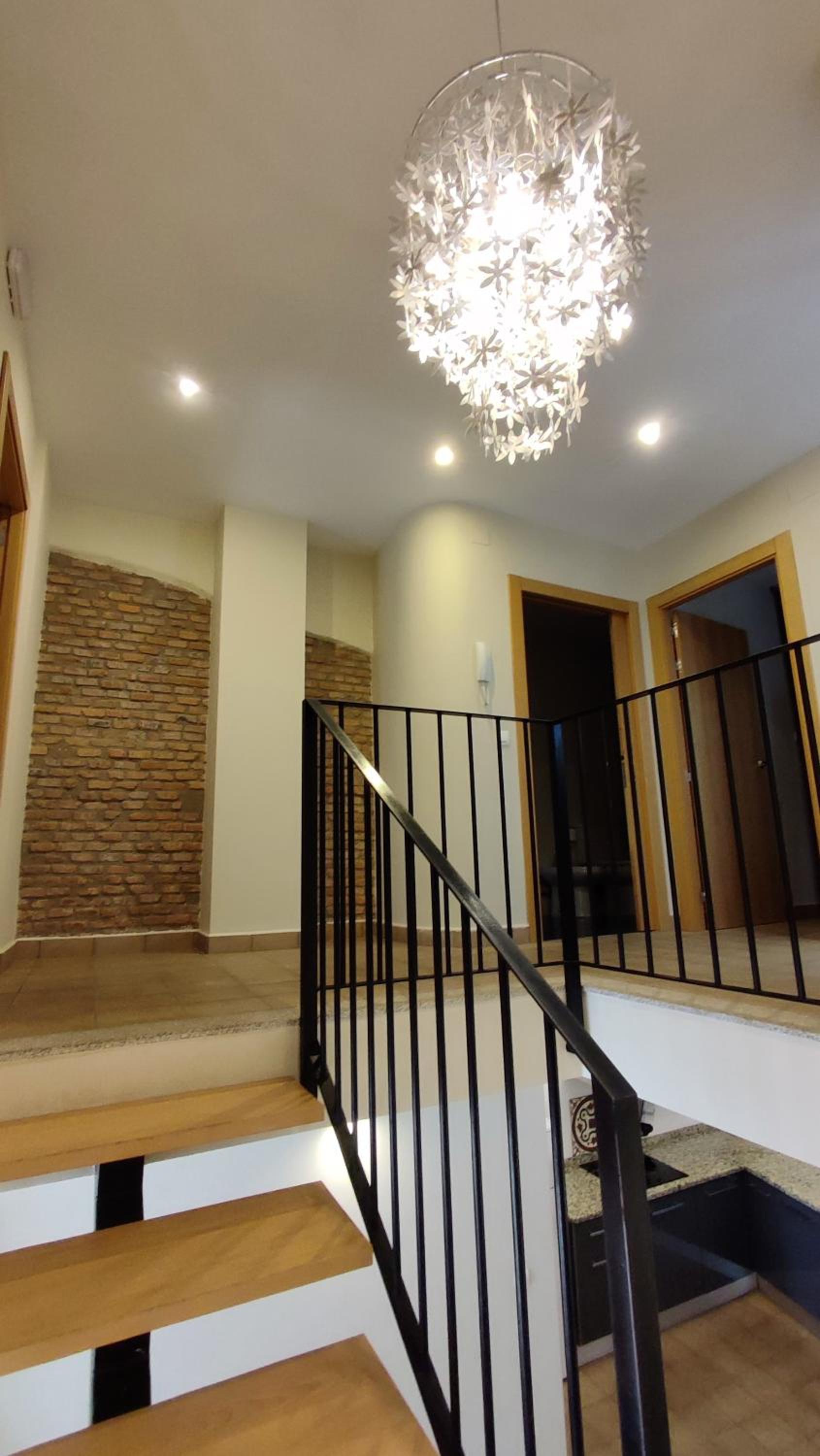 Two-Bedroom Apartment with Balcony - Photo 23