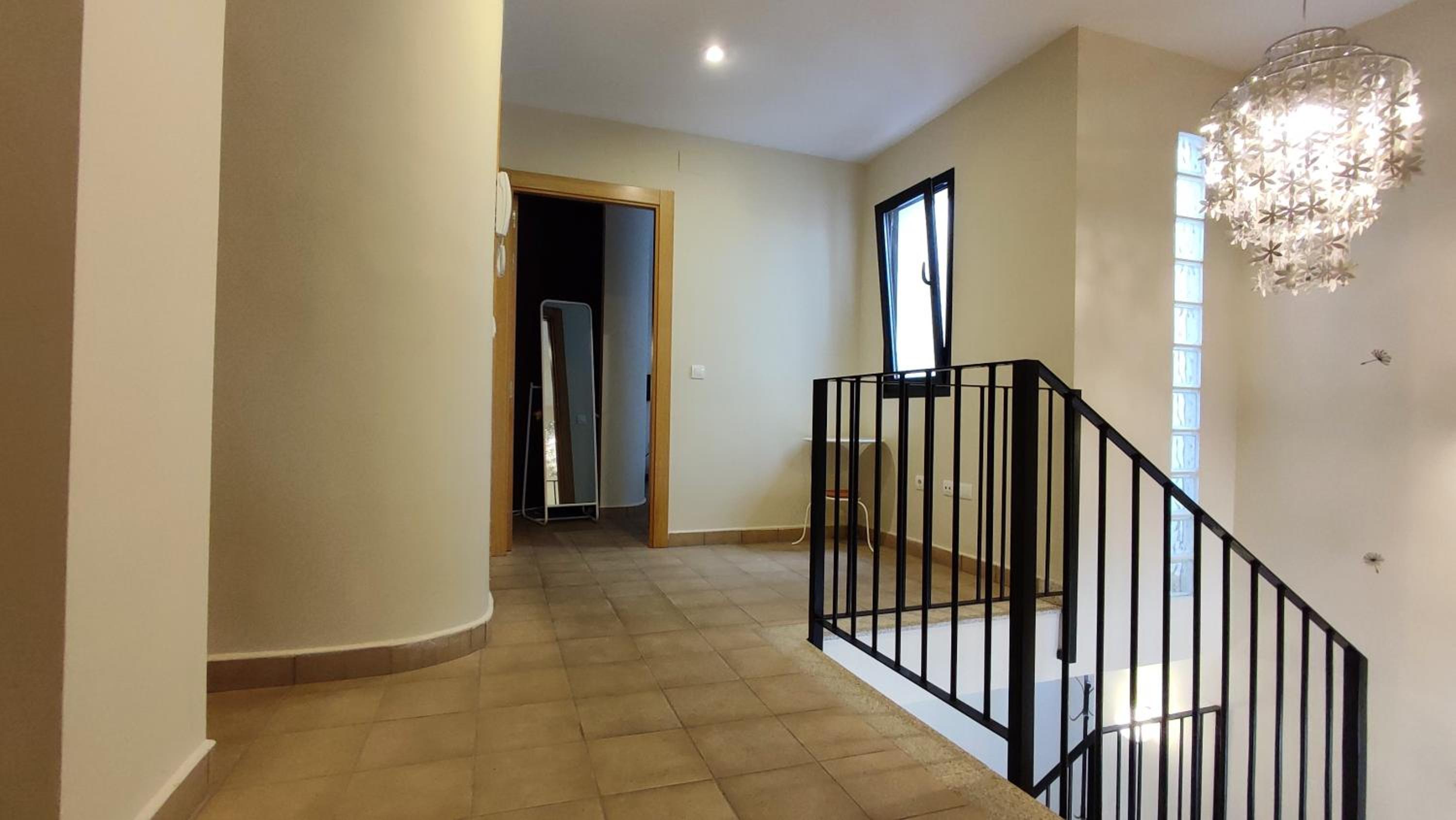 Two-Bedroom Apartment with Balcony - Photo 22