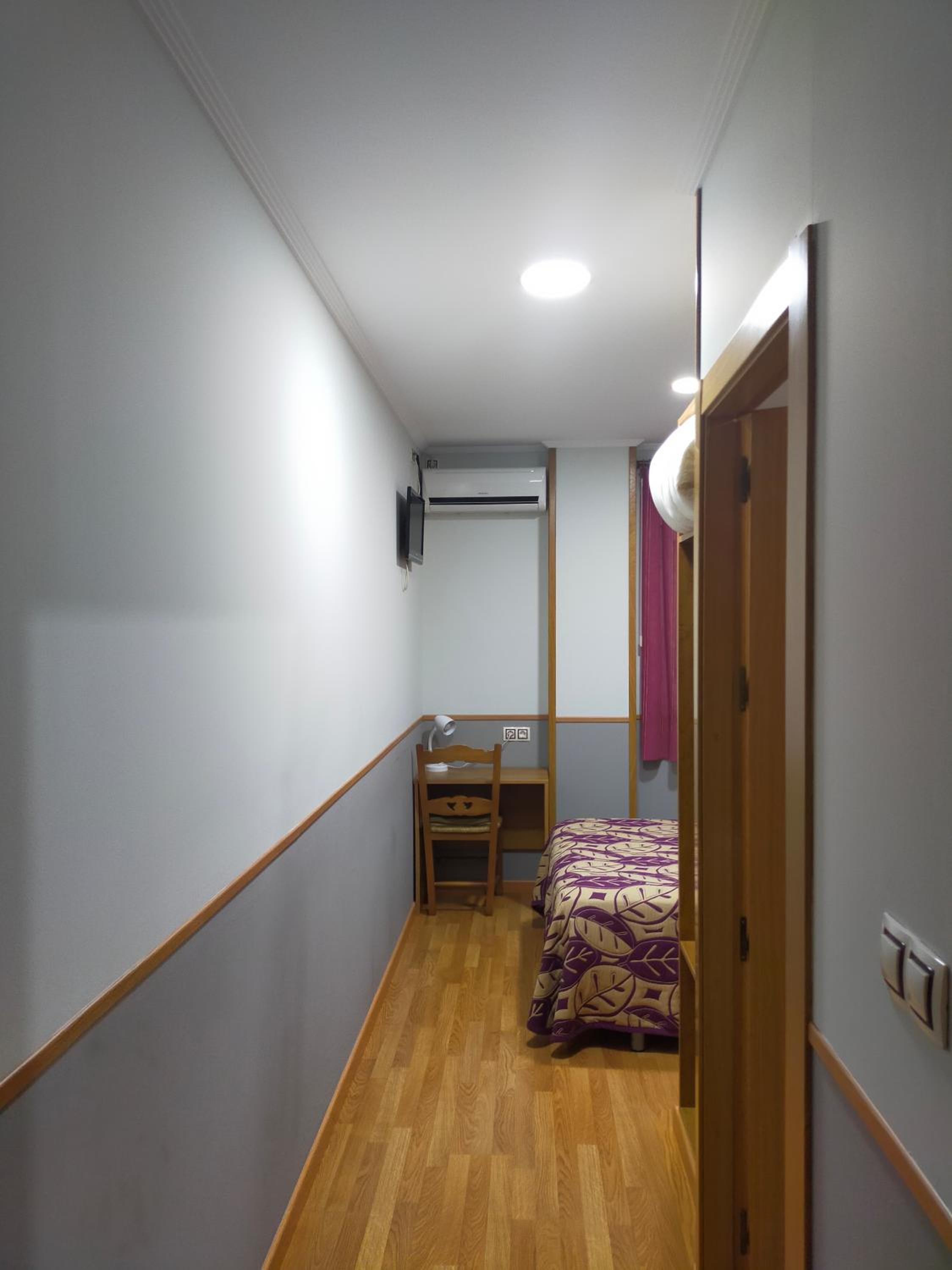 Habitación Doble con Baño Privado