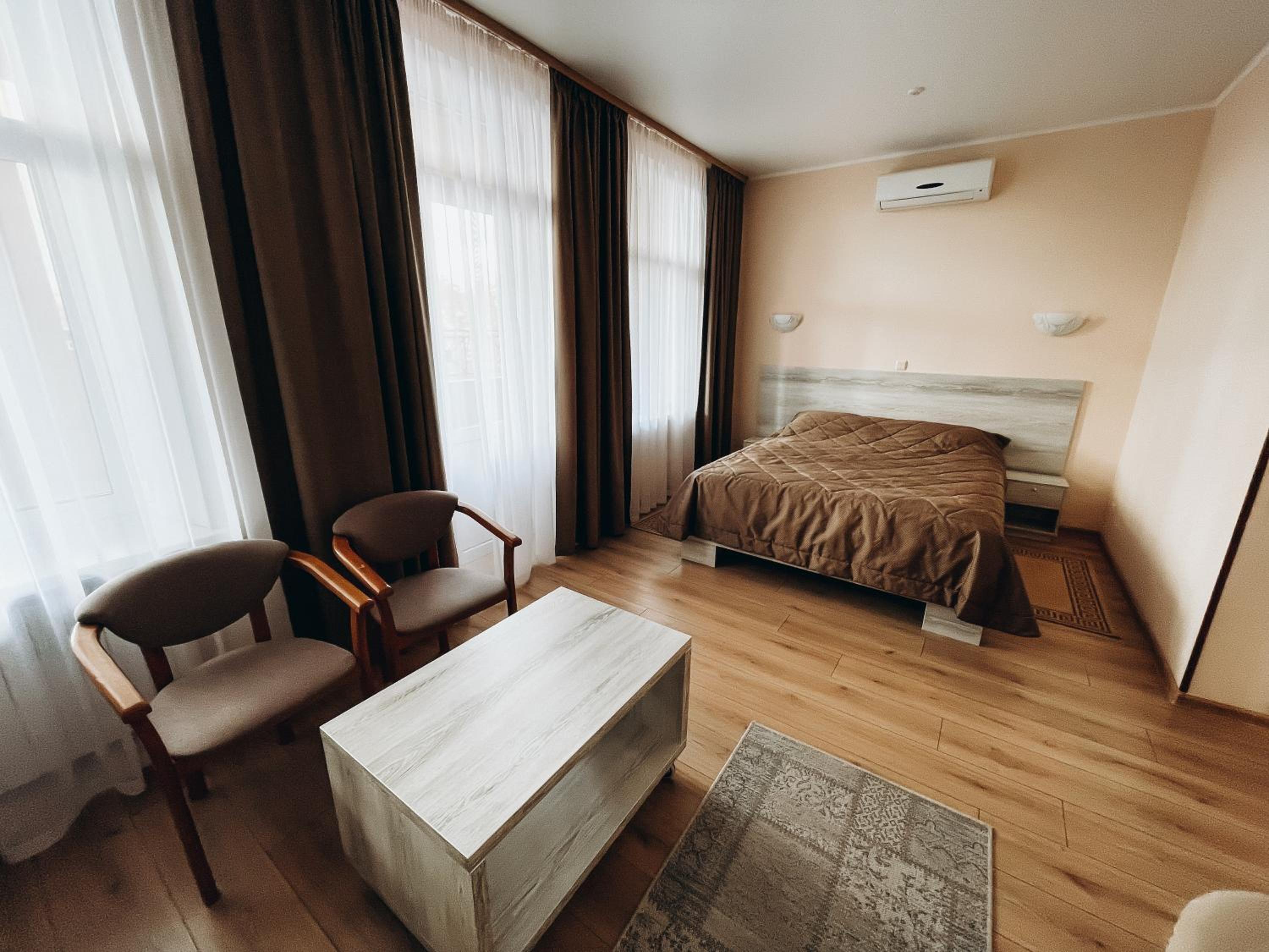 Junior Suite with Terrace