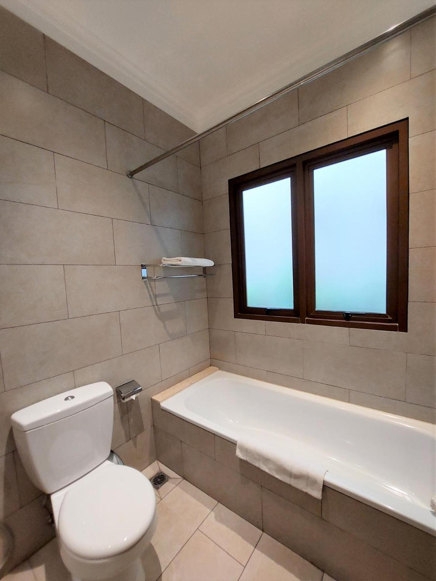 Deluxe Room - Photo 7