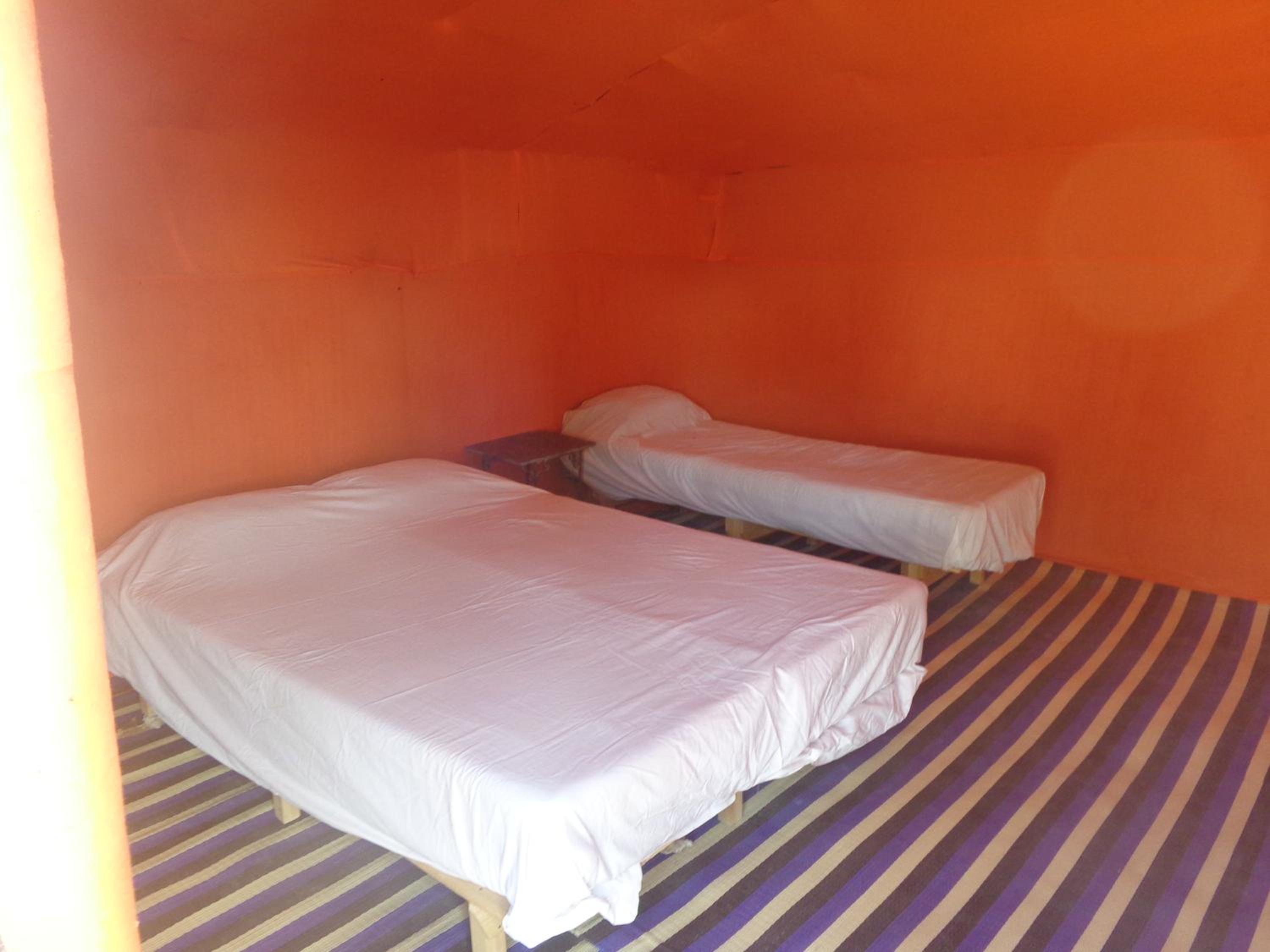 Quadruple Tent - Photo 1