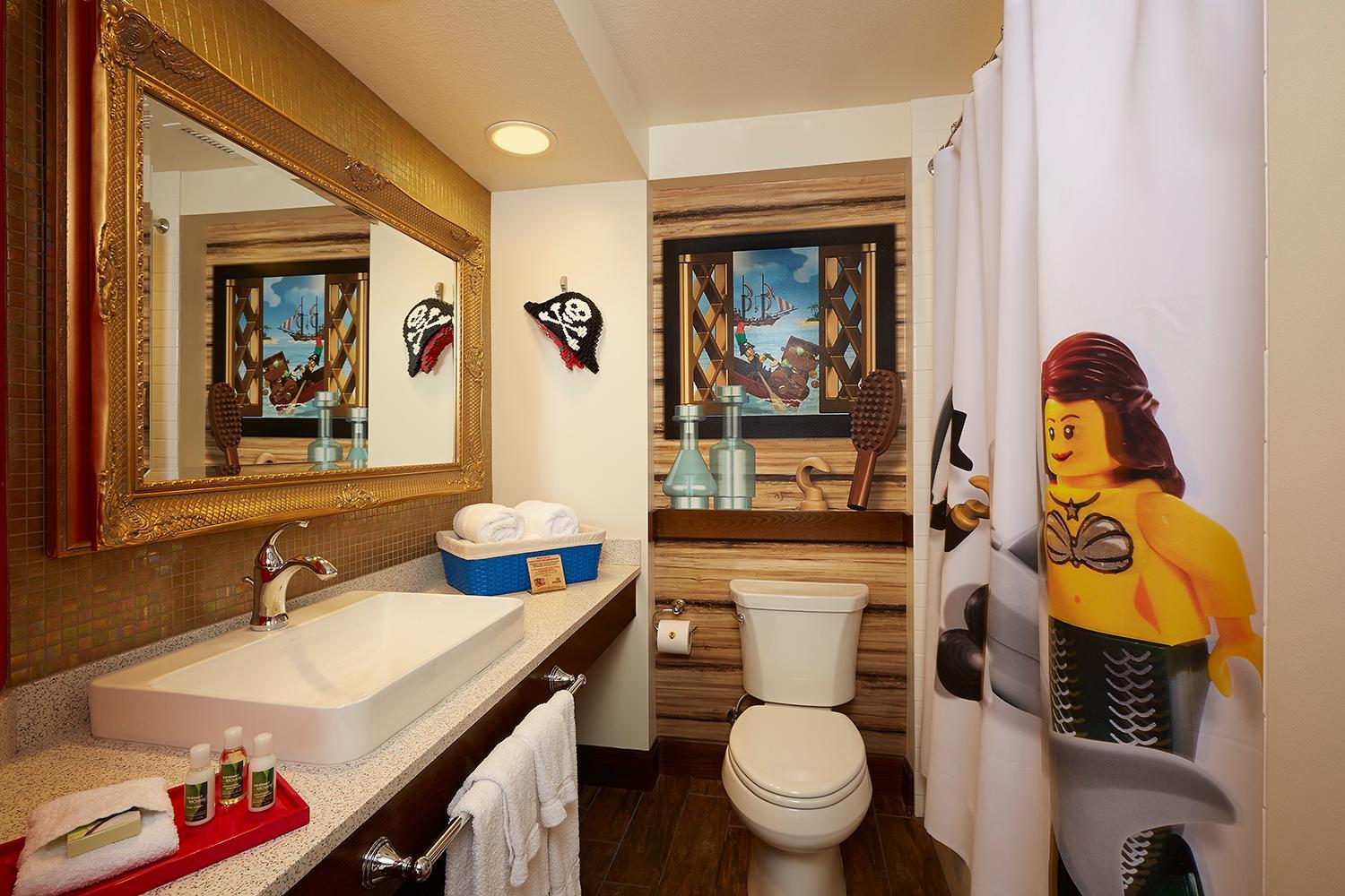 Pirate Premium Guestroom - Photo 2