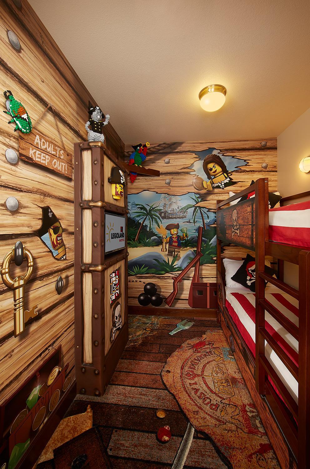 Pirate Premium Guestroom - Photo 1